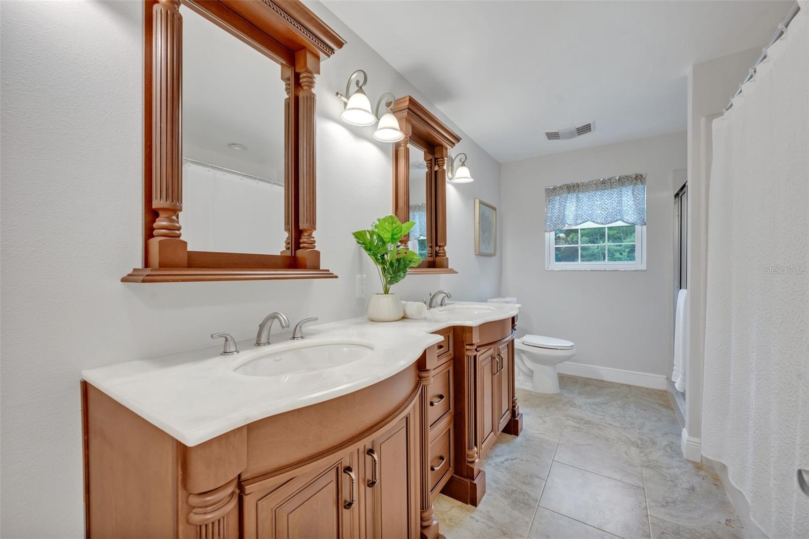 Geneva, Florida, 32732, United States, ,4 BathroomsBathrooms,Residential,Active,1701775