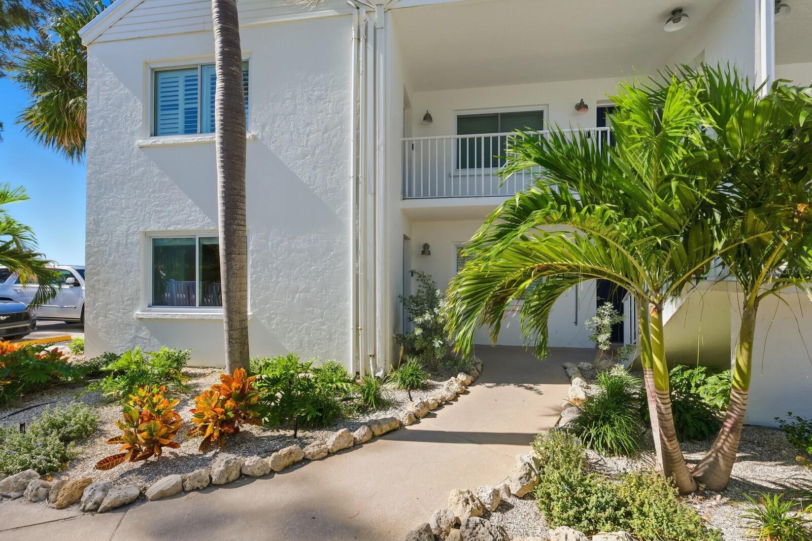 Holmes Beach, Florida, 34217, United States, 1 Bedroom Bedrooms, ,1 BathroomBathrooms,Residential,Active,1971768