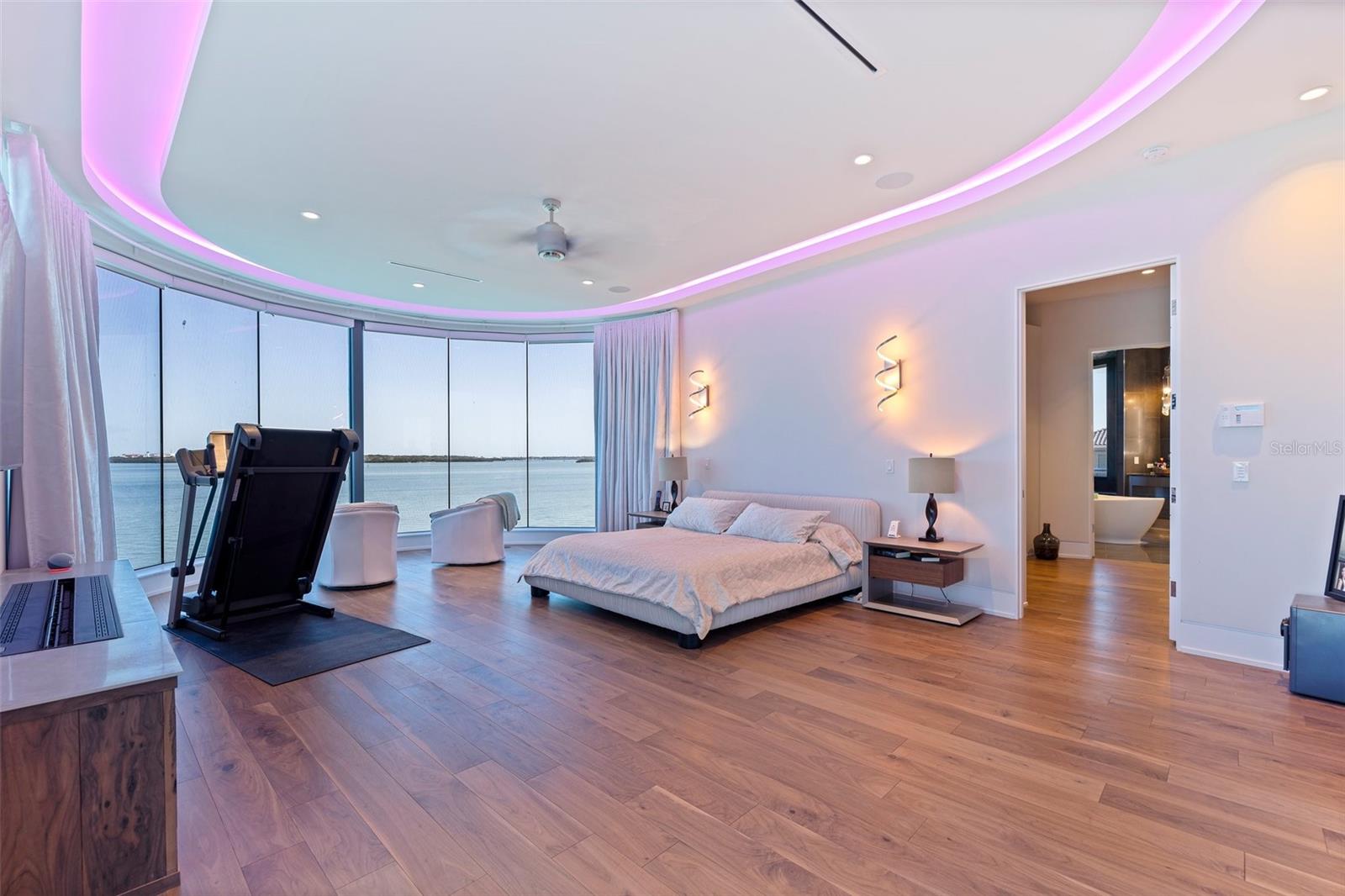 Treasure Island, Florida, 33706, United States, ,7 BathroomsBathrooms,Residential,Active,1772746