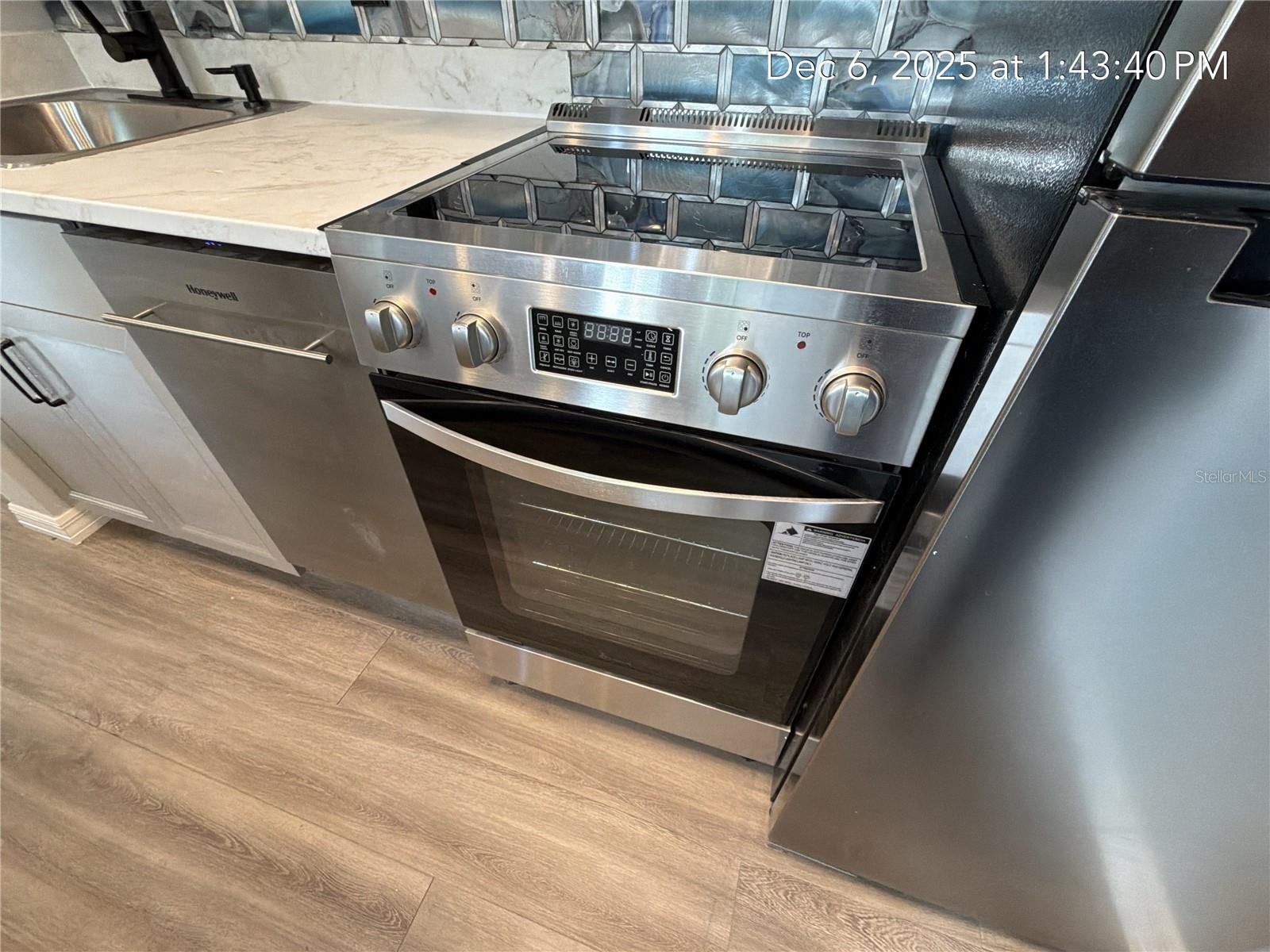 Tampa, Florida, 33606, United States, 2 Bedrooms Bedrooms, ,2 BathroomsBathrooms,Residential,Active,2012892