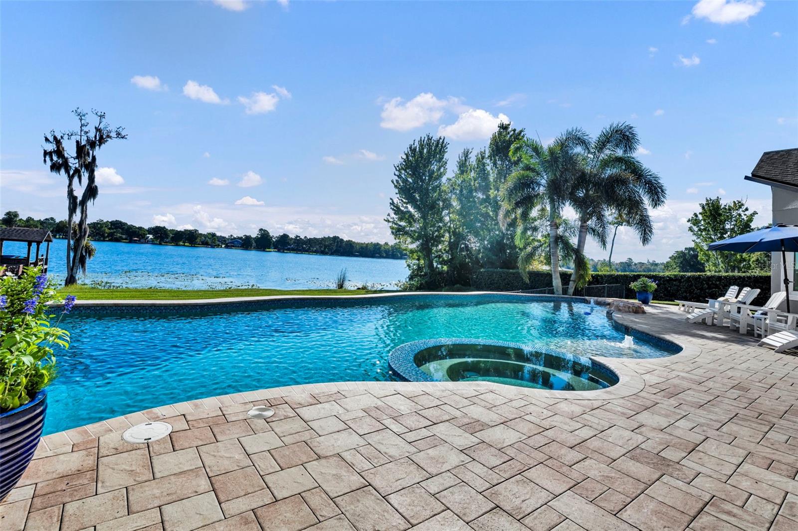Oviedo, Florida, 32765, United States, 5 Bedrooms Bedrooms, ,5 BathroomsBathrooms,Residential,Active,1952070