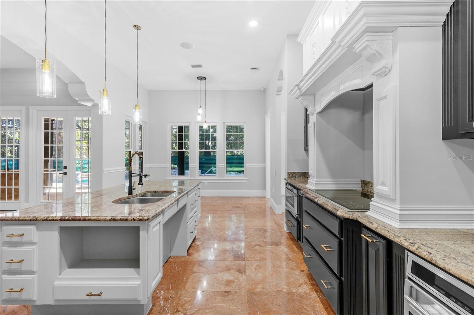 Brandon, Florida, 33510, United States, 6 Bedrooms Bedrooms, ,7 BathroomsBathrooms,Residential,Active,1905348