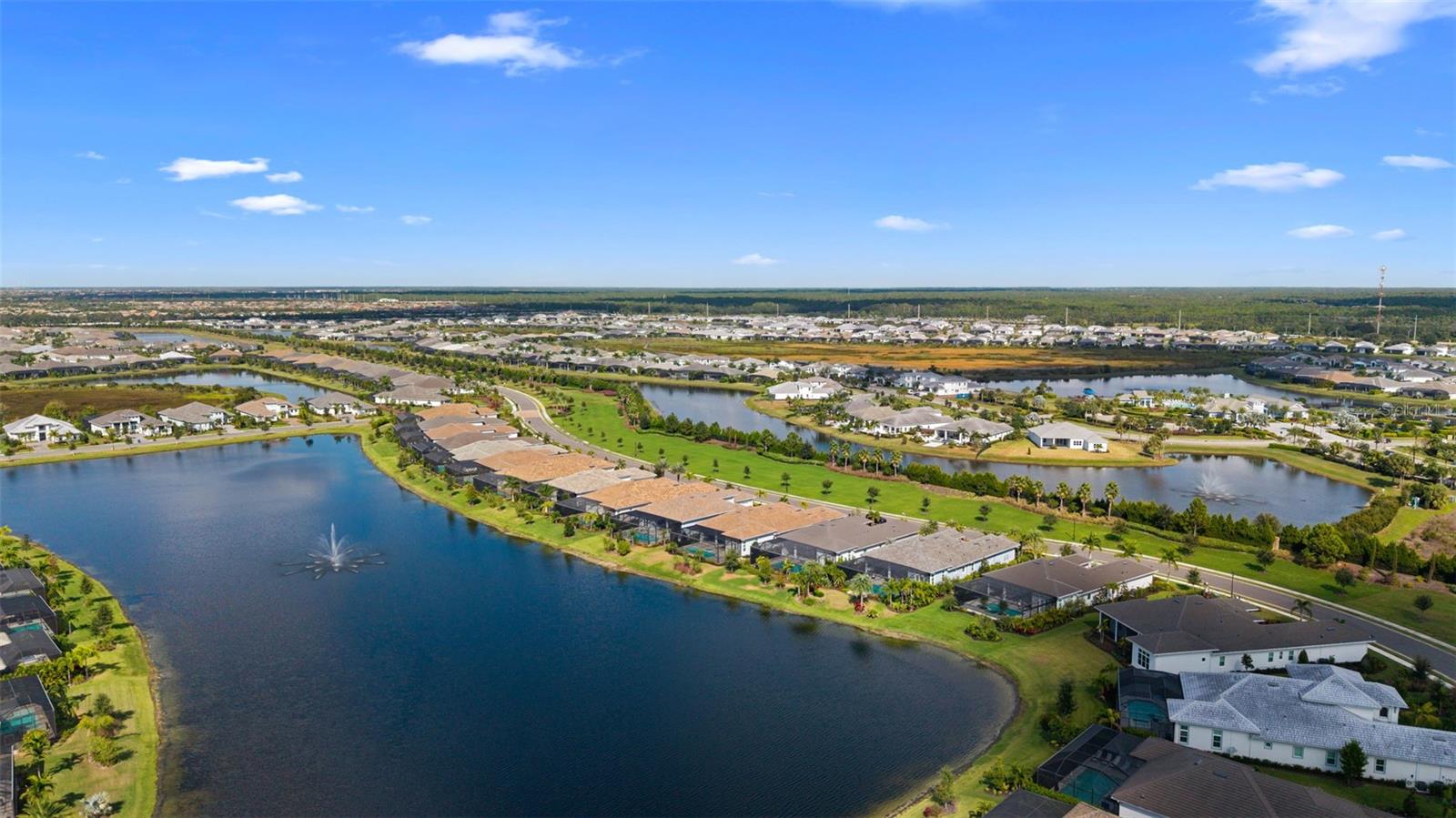 Bradenton, Florida, 34202, United States, 3 Bedrooms Bedrooms, ,4 BathroomsBathrooms,Residential,Active,1987272