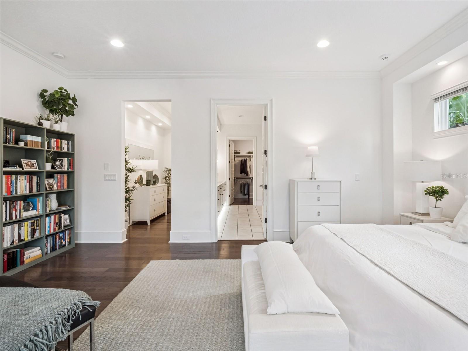 Winter Garden, Florida, 34787, United States, 5 Bedrooms Bedrooms, ,5 BathroomsBathrooms,Residential,Active,1969652