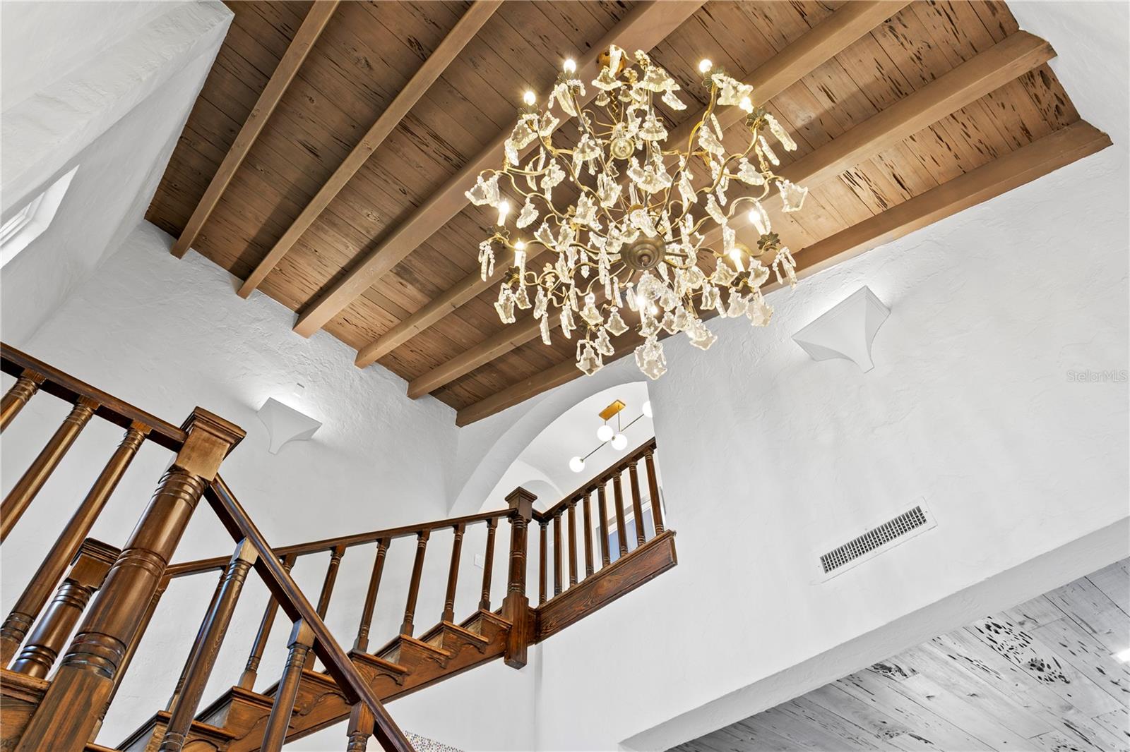 St Petersburg, Florida, 33704, United States, 6 Bedrooms Bedrooms, ,7 BathroomsBathrooms,Residential,Active,1871834