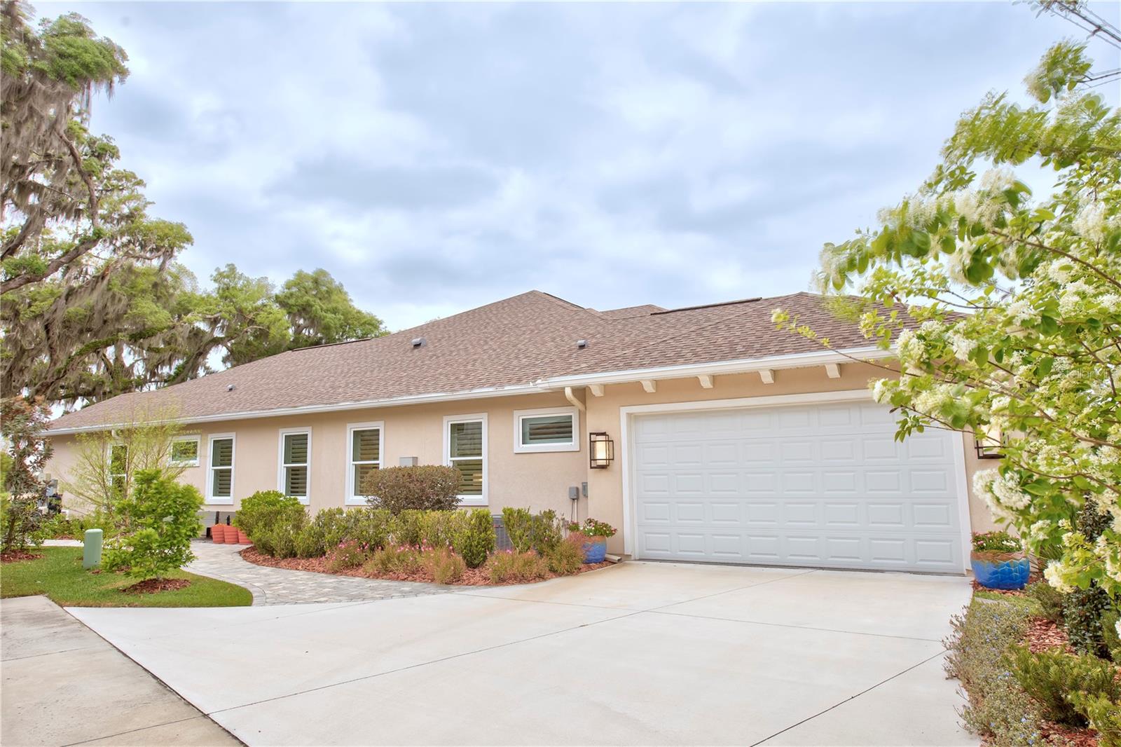 Gainesville, Florida, 32608, United States, 4 Bedrooms Bedrooms, ,3 BathroomsBathrooms,Residential,Active,1989761
