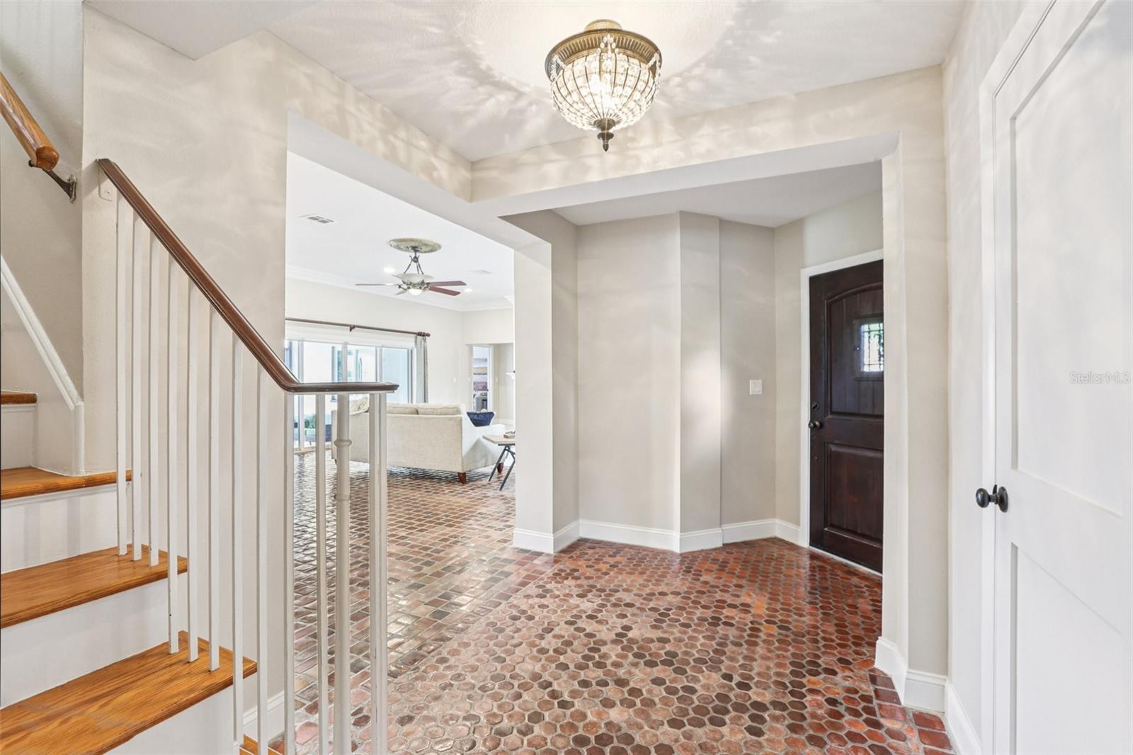 St Petersburg, Florida, 33705, United States, 4 Bedrooms Bedrooms, ,4 BathroomsBathrooms,Residential,Active,1927682
