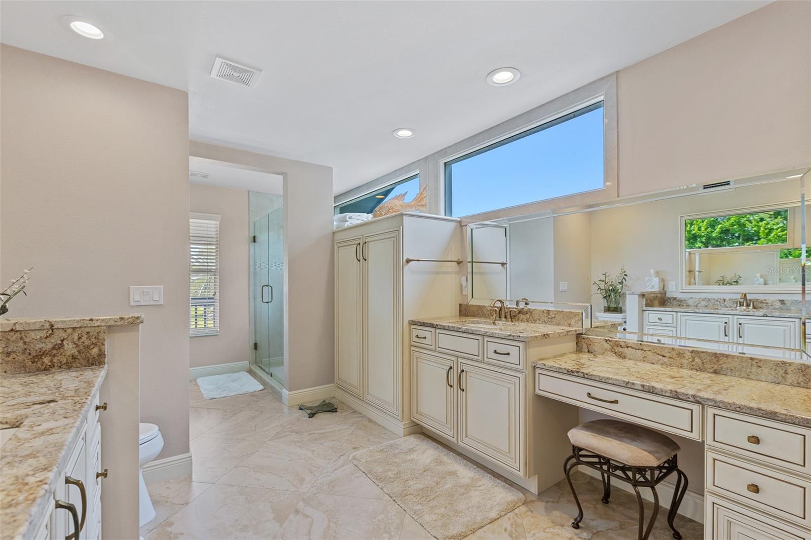Port Orange, Florida, 32128, United States, 4 Bedrooms Bedrooms, ,6 BathroomsBathrooms,Residential,Active,1797944