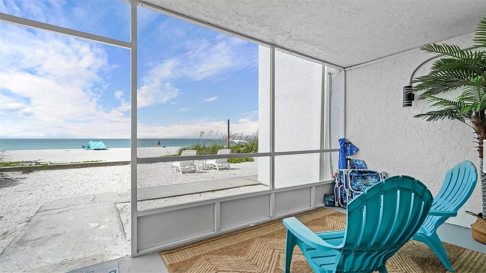 Holmes Beach, Florida, 34217, United States, 1 Bedroom Bedrooms, ,1 BathroomBathrooms,Residential,Active,1971768