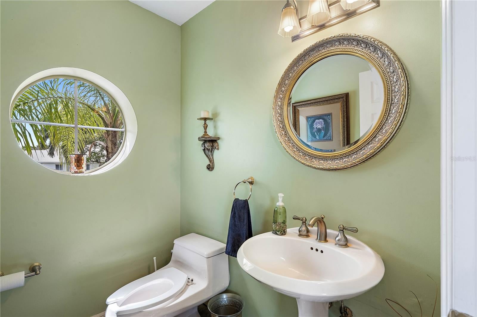 St Petersburg, Florida, 33715, United States, 5 Bedrooms Bedrooms, ,5 BathroomsBathrooms,Residential,Active,1942385