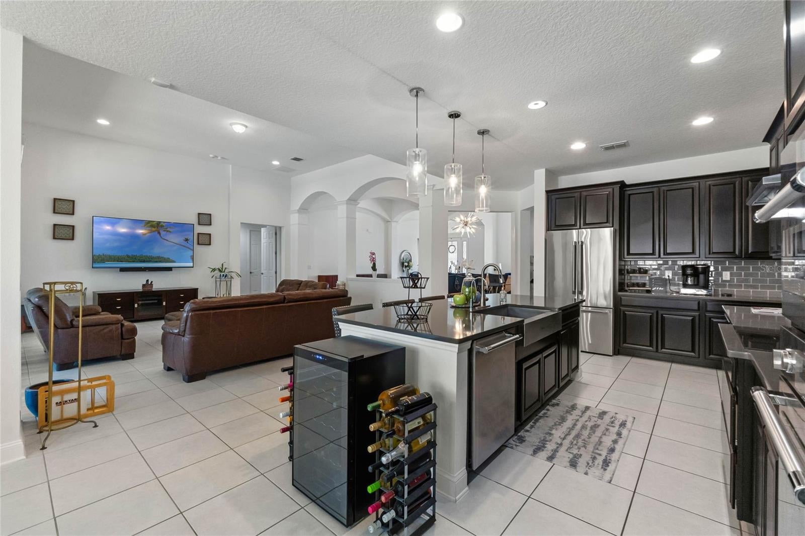 Winter Garden, Florida, 34787, United States, 5 Bedrooms Bedrooms, ,5 BathroomsBathrooms,Residential,Active,1742084