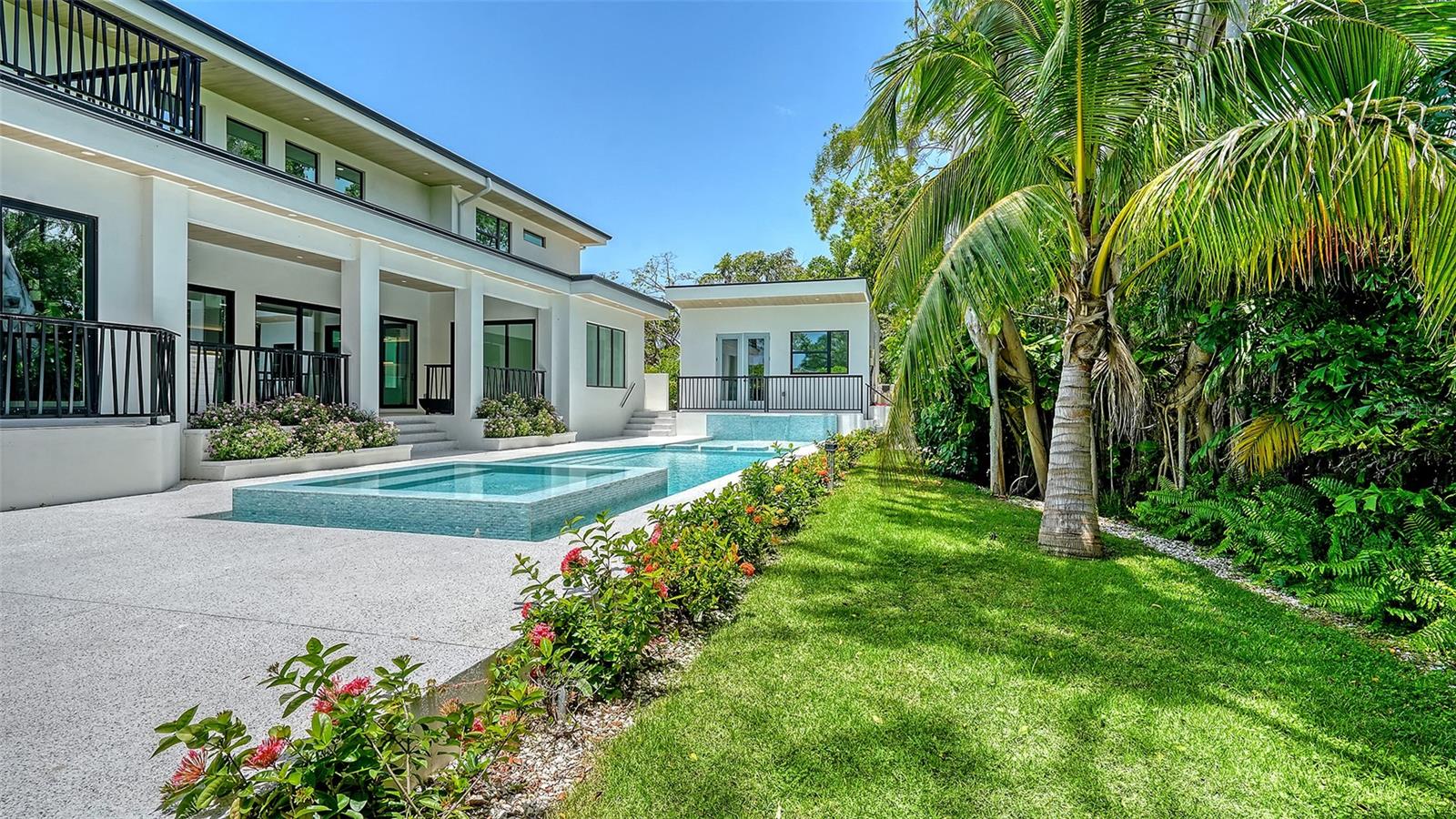 Sarasota, Florida, 34239, United States, ,7 BathroomsBathrooms,Residential,Active,1849492