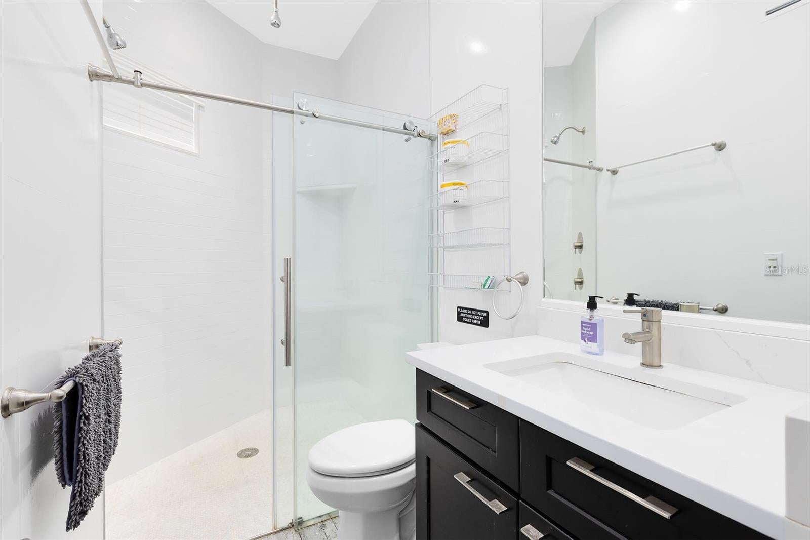 Winter Park, Florida, 32789, United States, 6 Bedrooms Bedrooms, ,4 BathroomsBathrooms,Residential,Active,1710765