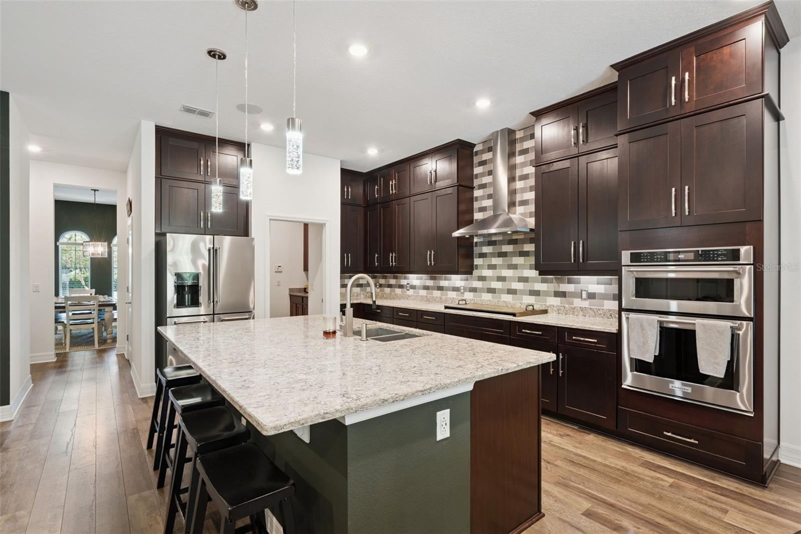 Oviedo, Florida, 32765, United States, 7 Bedrooms Bedrooms, ,4 BathroomsBathrooms,Residential,Active,1987230