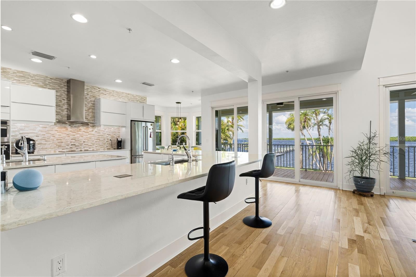 Punta Gorda, Florida, 33982, United States, 5 Bedrooms Bedrooms, ,4 BathroomsBathrooms,Residential,Active,1905353