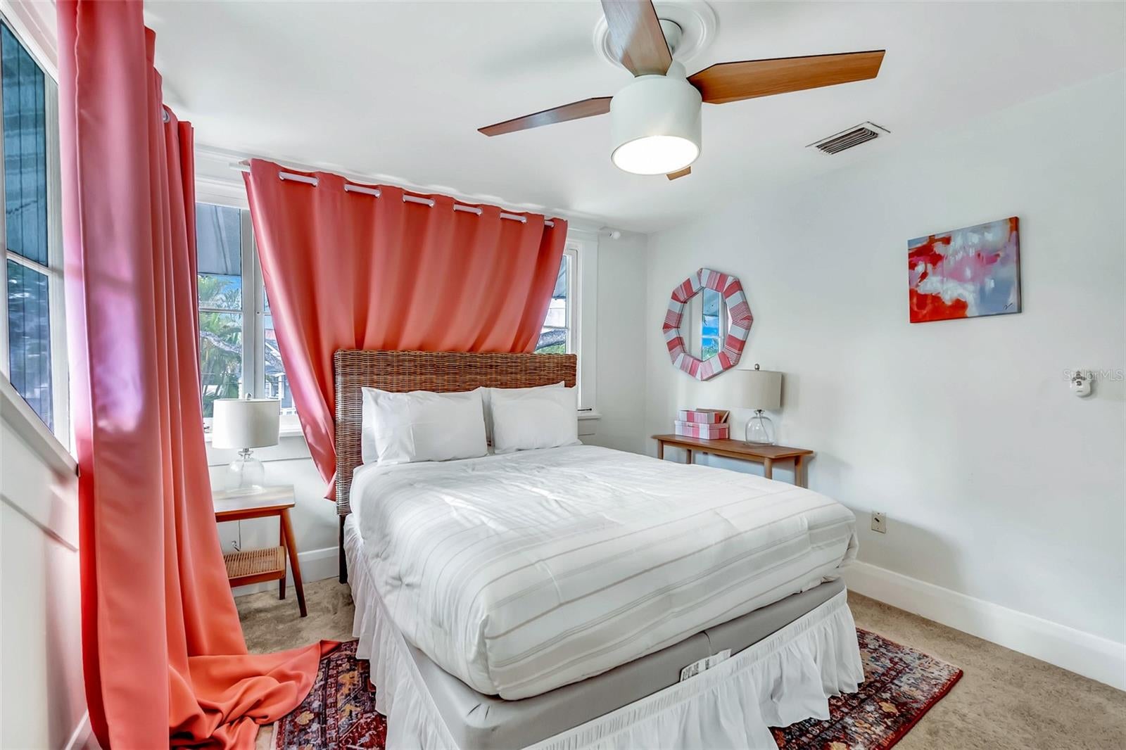 Tampa, Florida, 33606, United States, 4 Bedrooms Bedrooms, ,4 BathroomsBathrooms,Residential,Pending,1987252