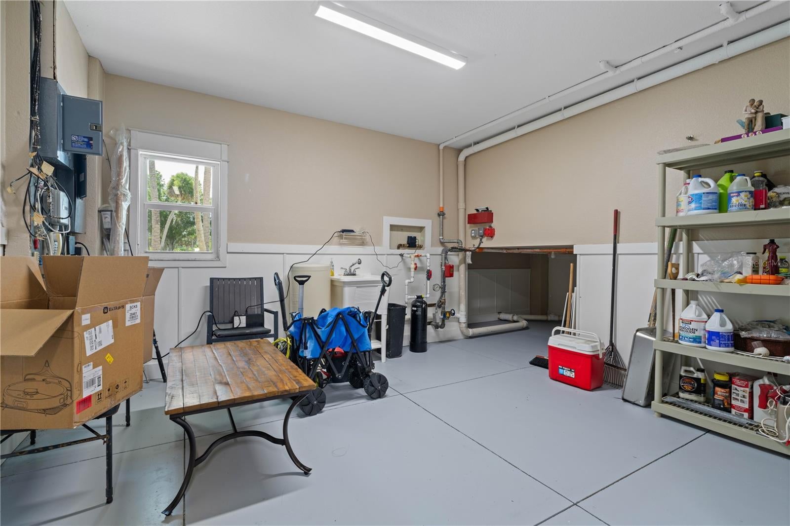 Punta Gorda, Florida, 33982, United States, 5 Bedrooms Bedrooms, ,4 BathroomsBathrooms,Residential,Active,1905353