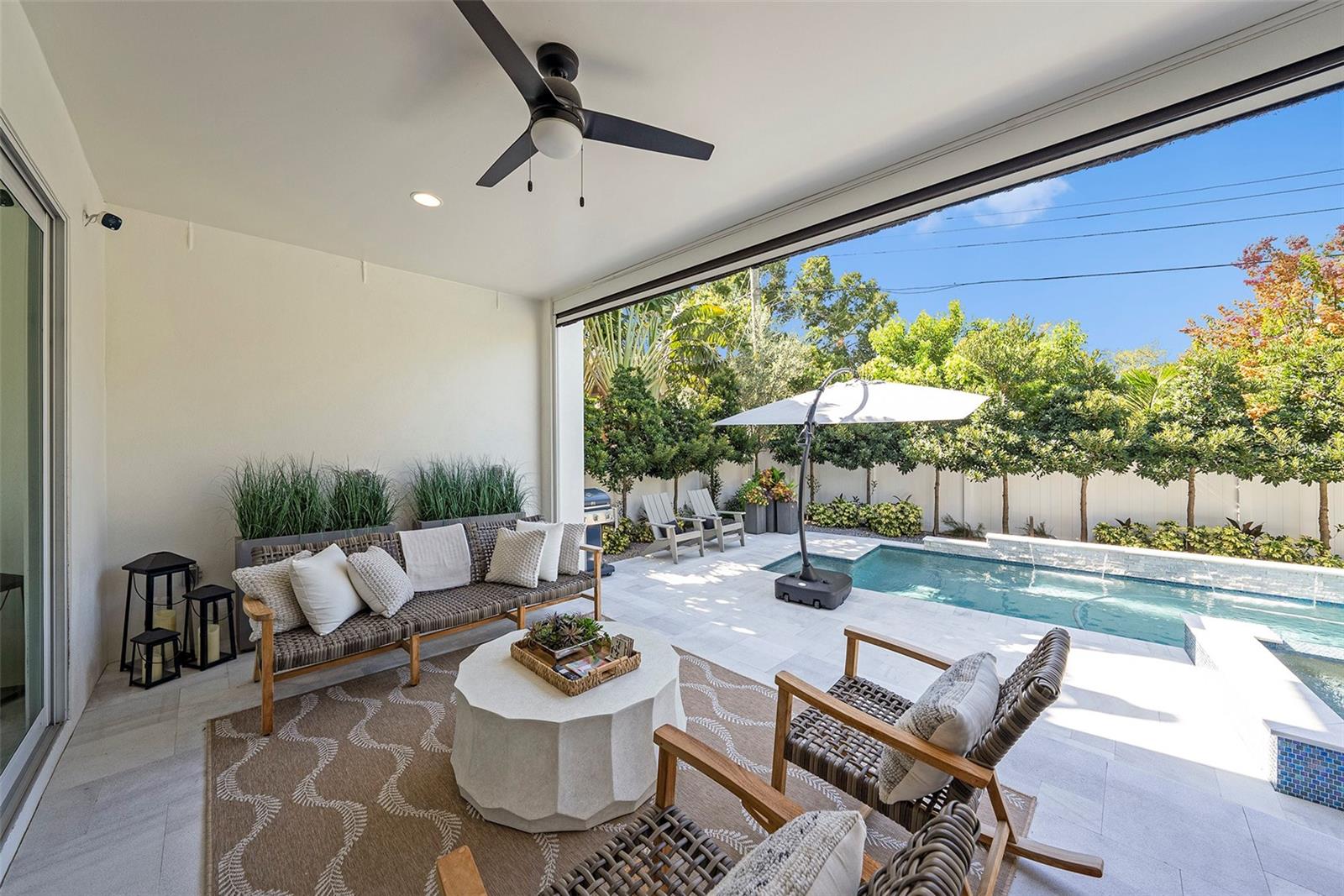 Tampa, Florida, 33629, United States, 4 Bedrooms Bedrooms, ,3 BathroomsBathrooms,Residential,Active,1914639