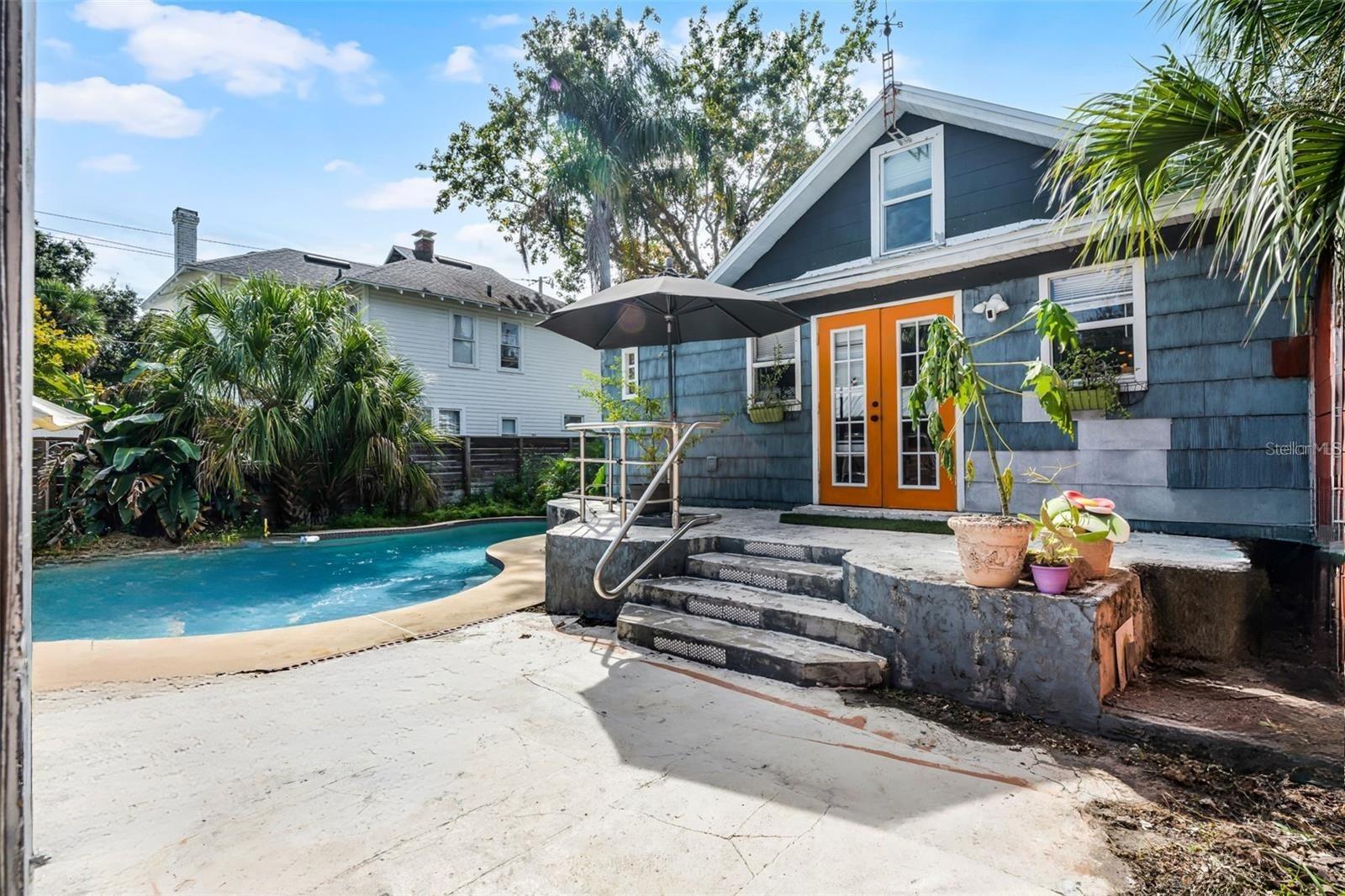 300 E 20TH ST, SANFORD, FL 32771, photo 3 of 41