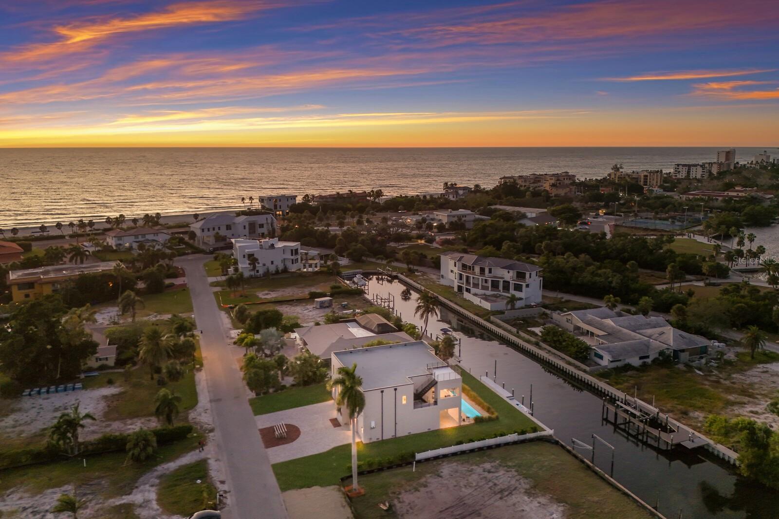 Longboat Key, Florida, 34228, United States, 3 Bedrooms Bedrooms, ,4 BathroomsBathrooms,Residential,Active,1987209