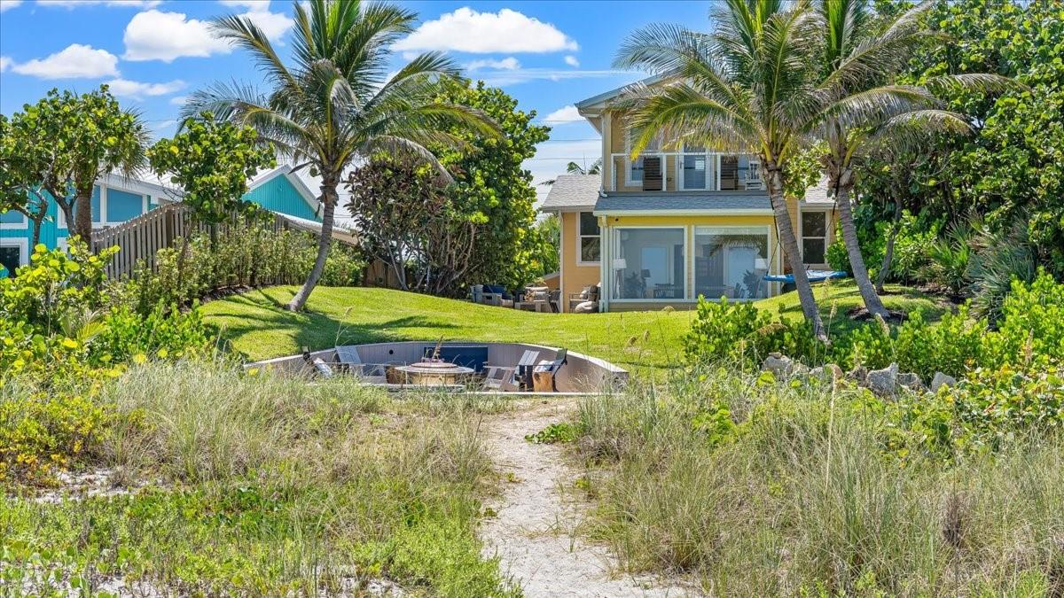 Cocoa Beach, Florida, 32931, United States, 5 Bedrooms Bedrooms, ,4 BathroomsBathrooms,Residential,Active,1880011