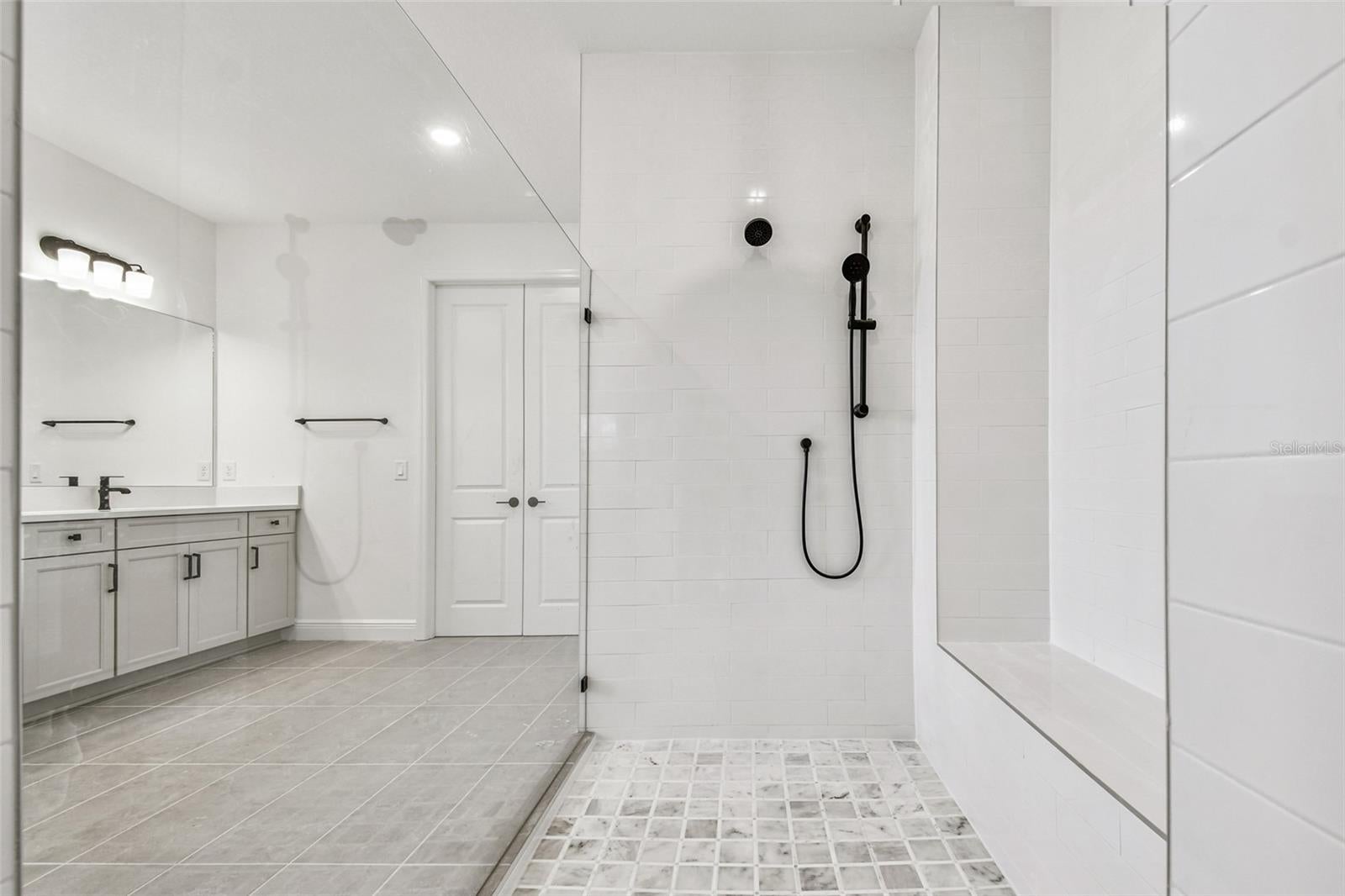 Parrish, Florida, 34219, United States, 4 Bedrooms Bedrooms, ,4 BathroomsBathrooms,Residential,Active,2007045