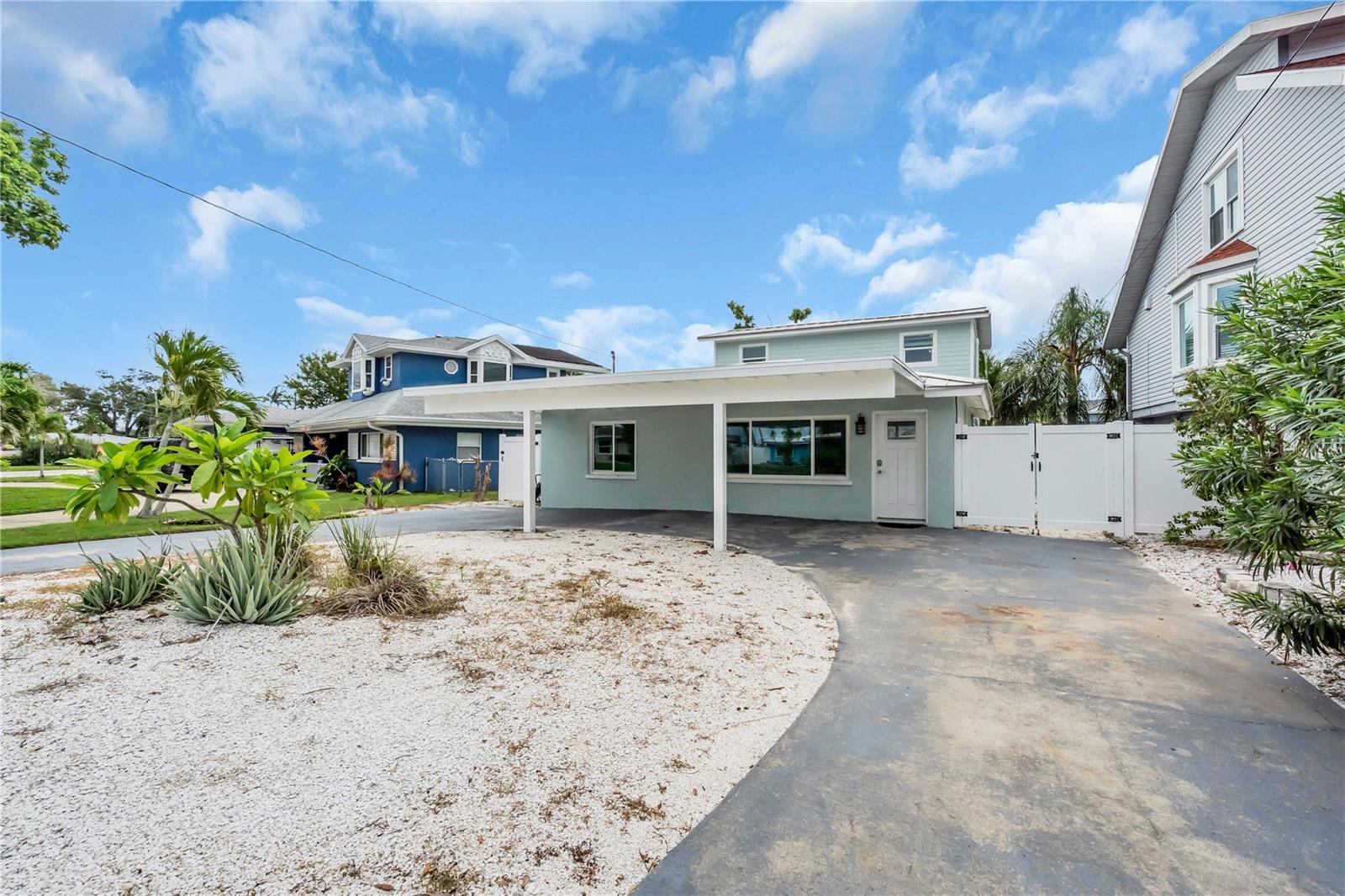 Indian Rocks Beach, Florida, 33785, United States, 3 Bedrooms Bedrooms, ,3 BathroomsBathrooms,Residential,Active,1945092