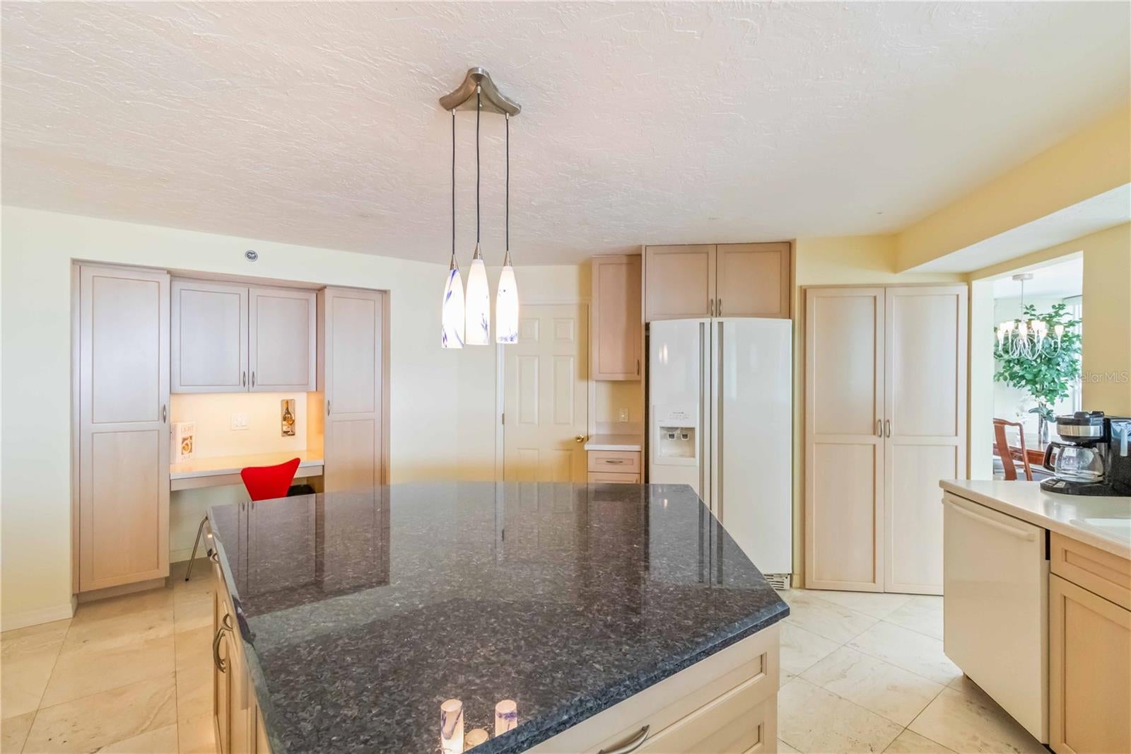 Sarasota, Florida, 34236, United States, 3 Bedrooms Bedrooms, ,3 BathroomsBathrooms,Residential,Active,1936684