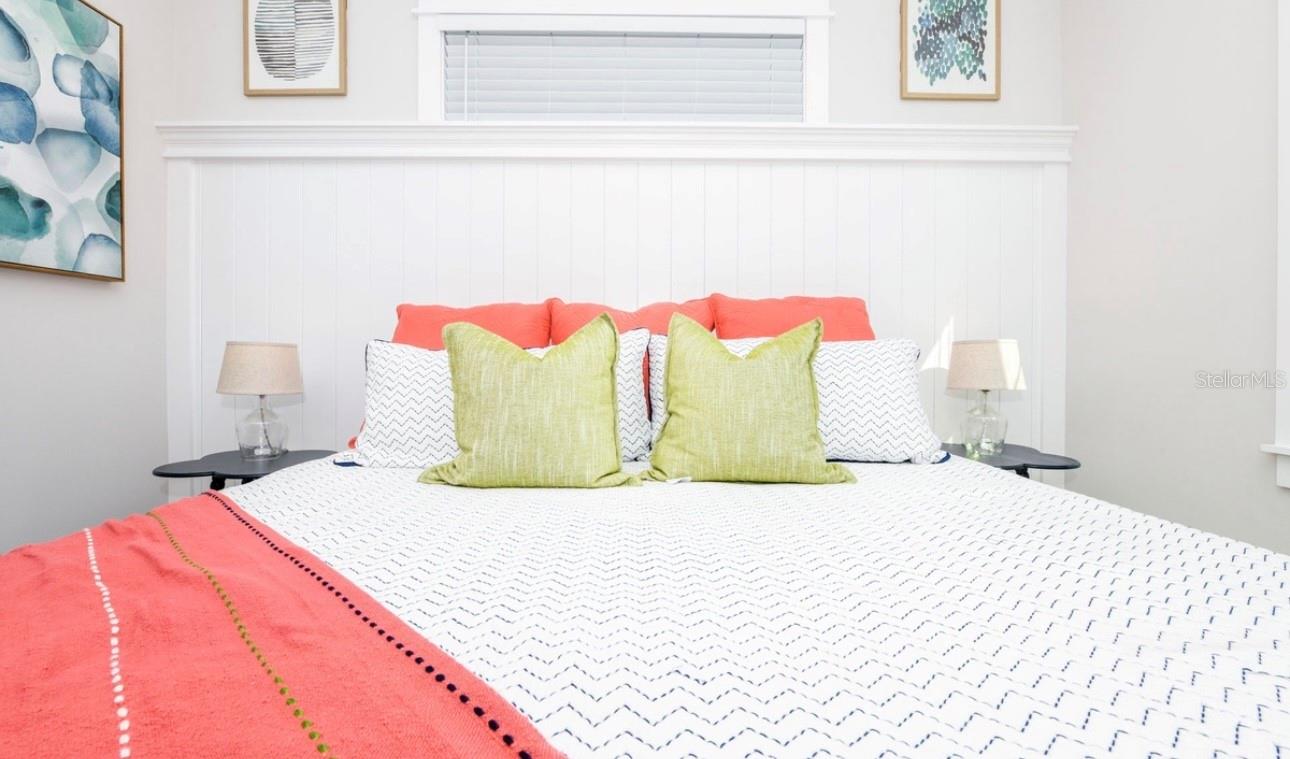 Bradenton Beach, Florida, 34217, United States, 7 Bedrooms Bedrooms, ,8 BathroomsBathrooms,Residential,Active,1988487