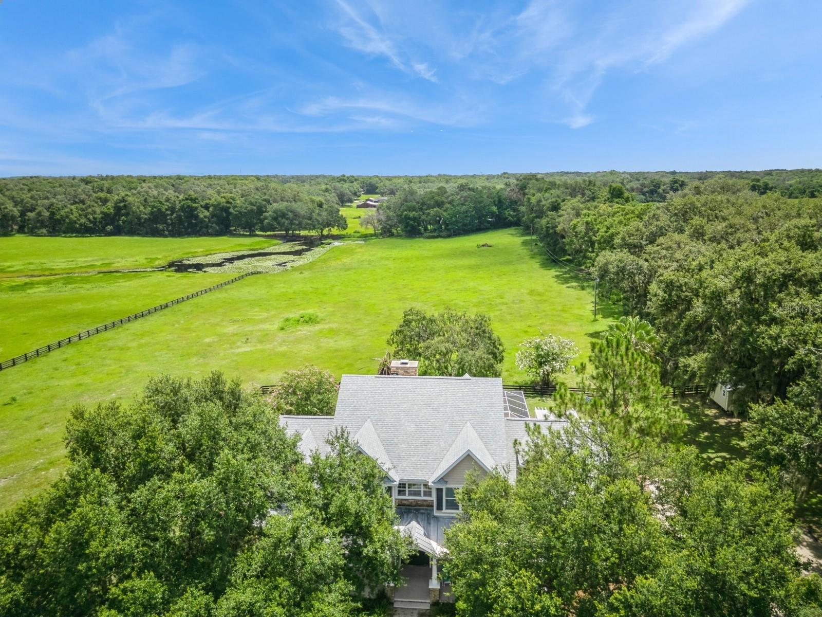 Fruitland Park, Florida, 34731, United States, 7 Bedrooms Bedrooms, ,6 BathroomsBathrooms,Residential,Active,1894791