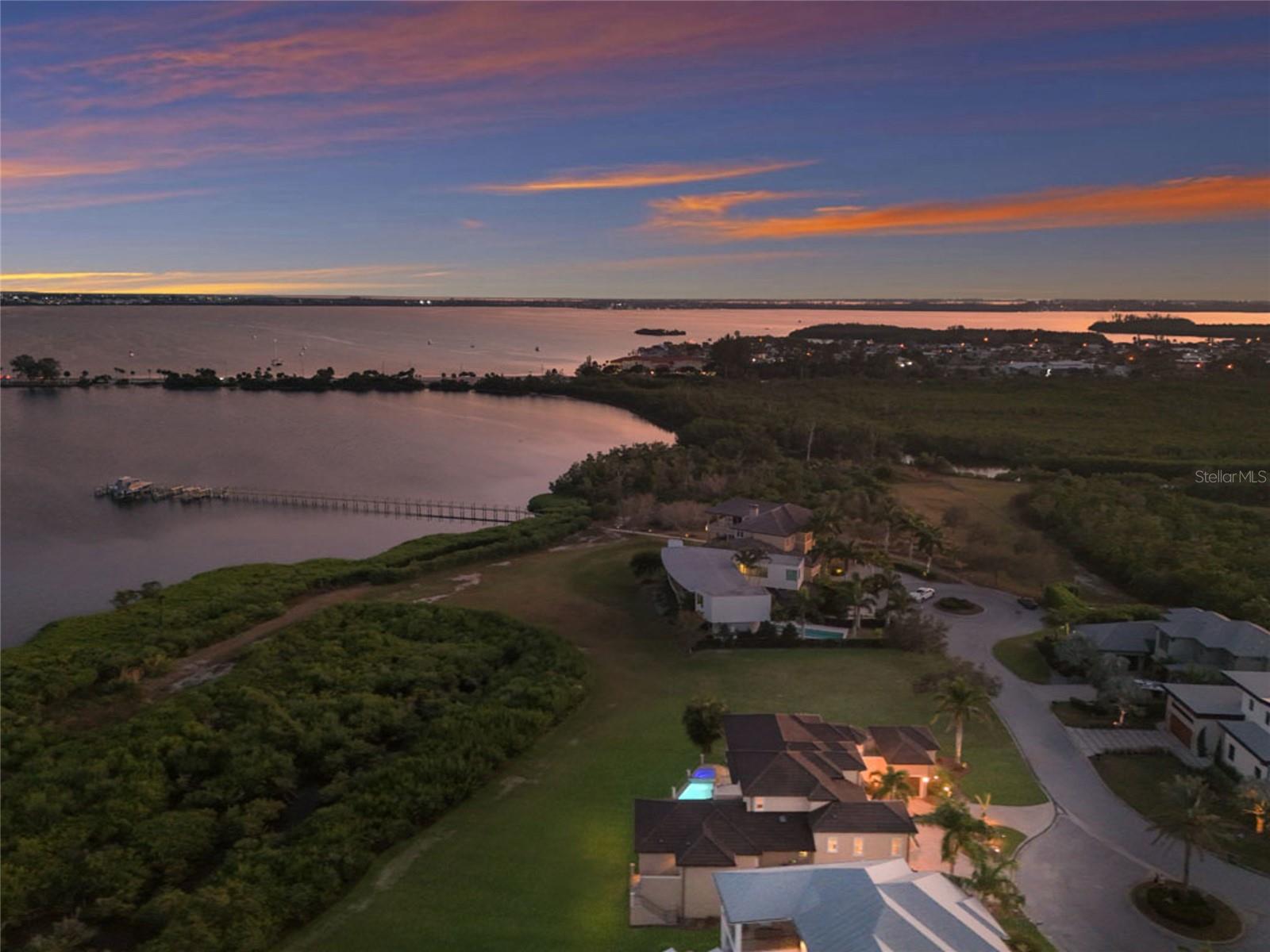 Bradenton, Florida, 34209, United States, 3 Bedrooms Bedrooms, ,5 BathroomsBathrooms,Residential,Active,1997612