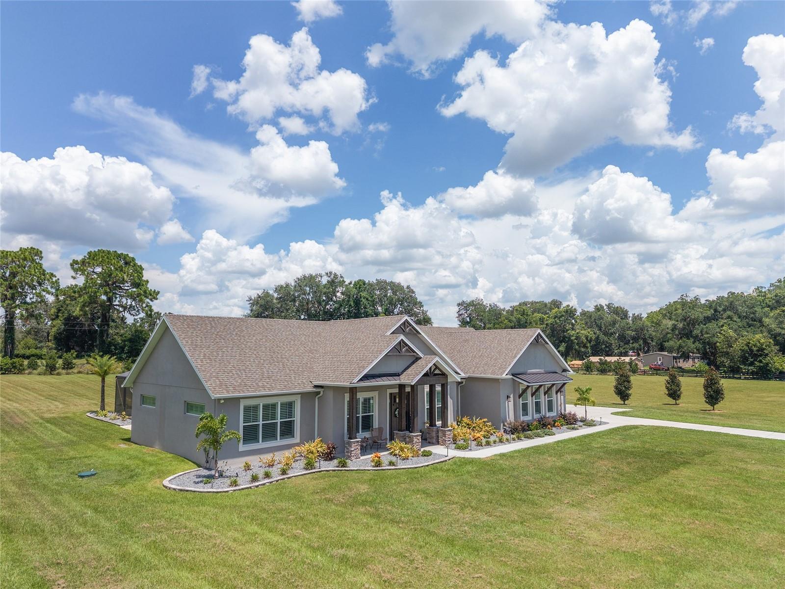 Oxford, Florida, 34484, United States, 4 Bedrooms Bedrooms, ,3 BathroomsBathrooms,Residential,Active,1936399