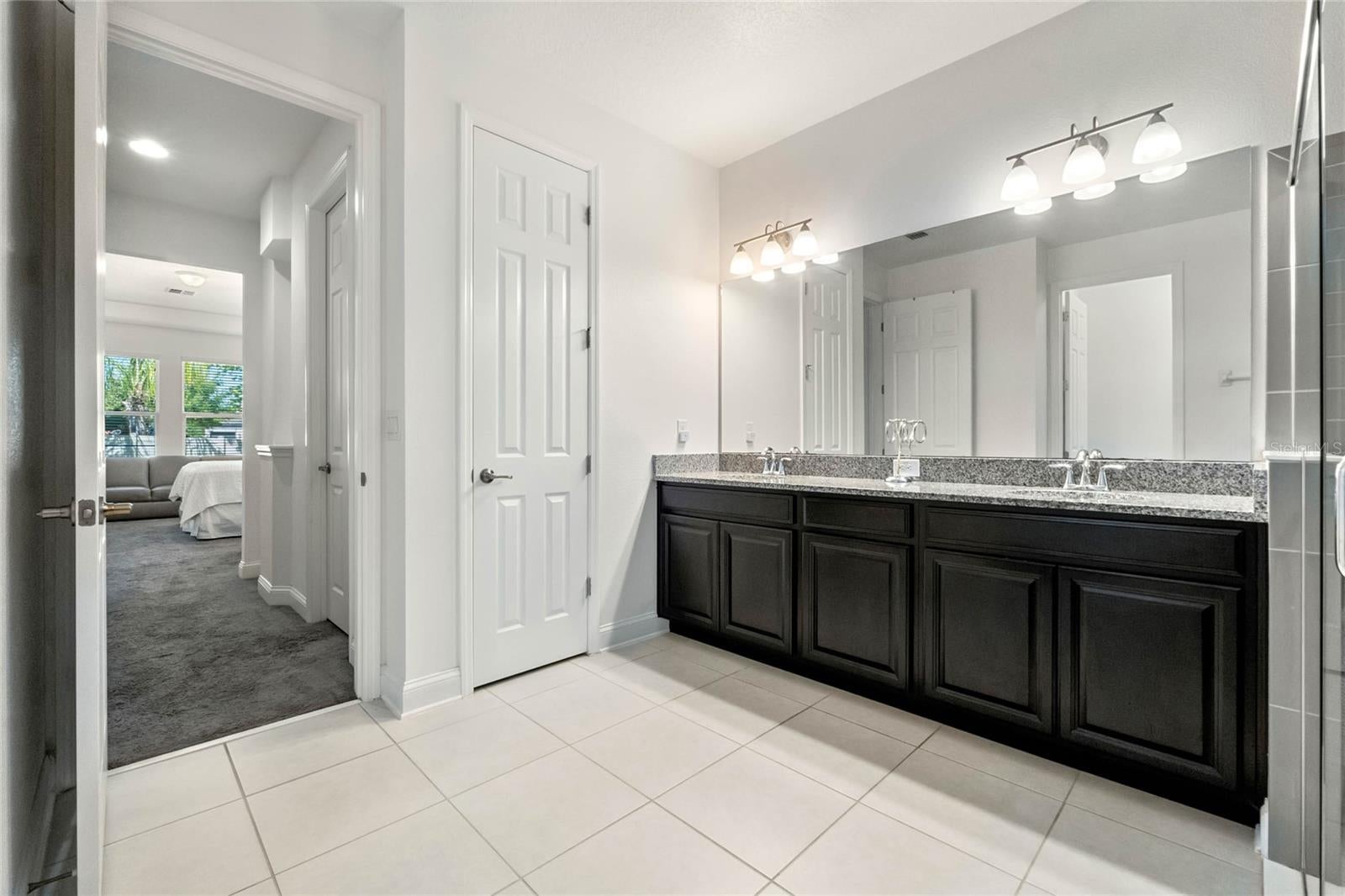 Winter Garden, Florida, 34787, United States, 5 Bedrooms Bedrooms, ,5 BathroomsBathrooms,Residential,Active,1742084