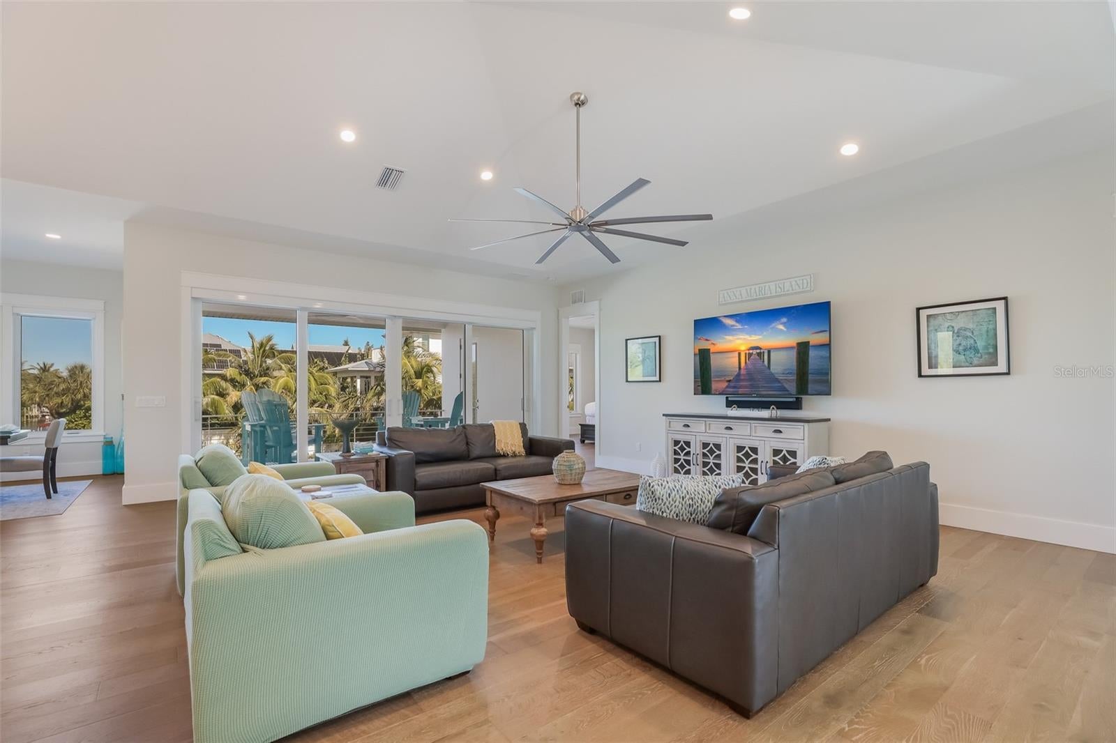 Anna Maria, Florida, 34216, United States, 4 Bedrooms Bedrooms, ,5 BathroomsBathrooms,Residential,Active,1886800