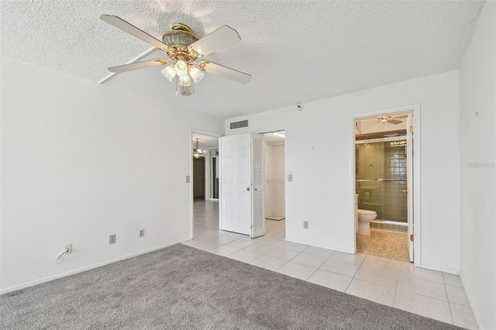 Redington Shores, Florida, 33708, United States, ,3 BathroomsBathrooms,Residential,Active,1824910