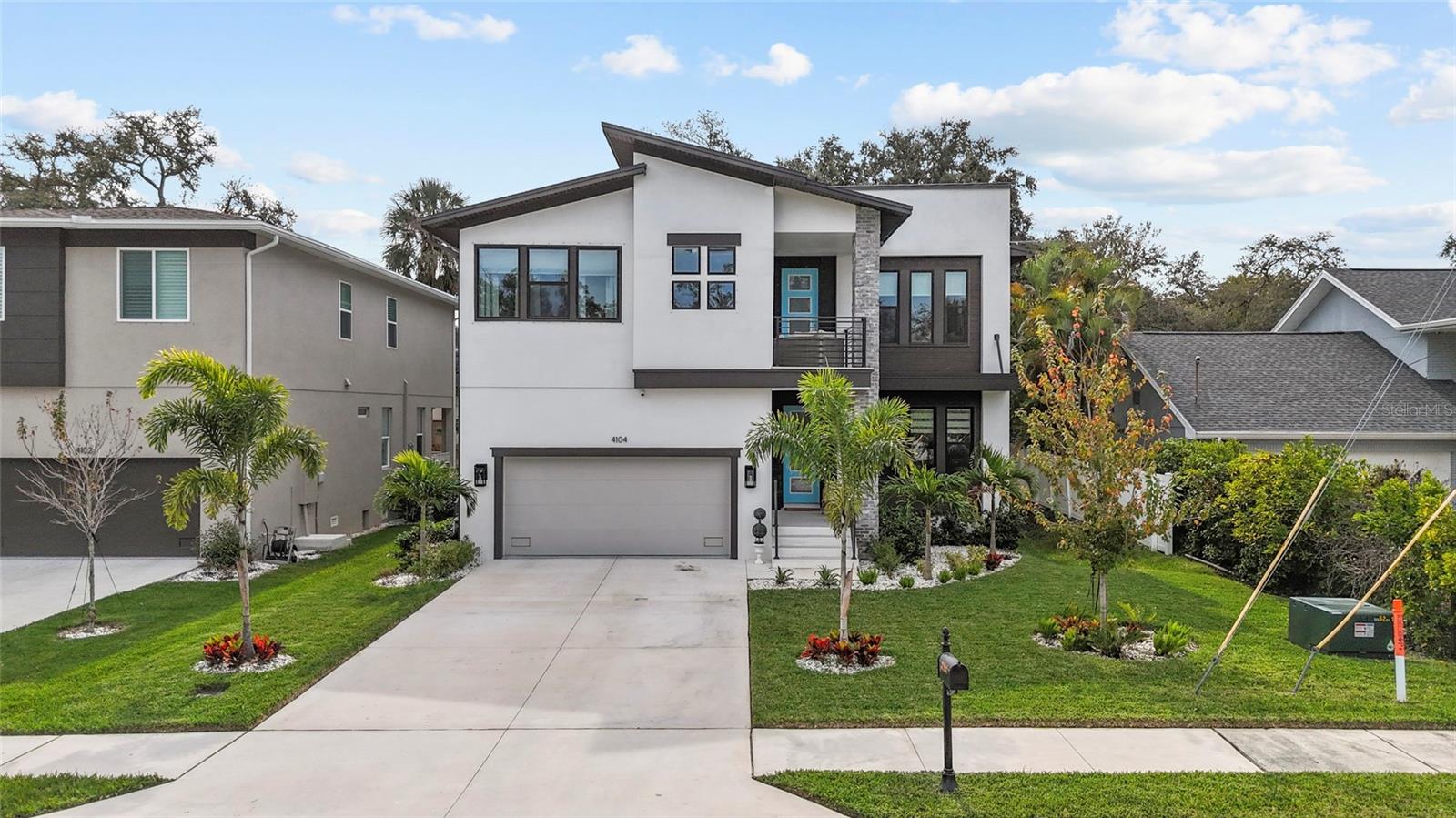 Tampa, Florida, 33609, United States, 4 Bedrooms Bedrooms, ,4 BathroomsBathrooms,Residential,Active,2010143