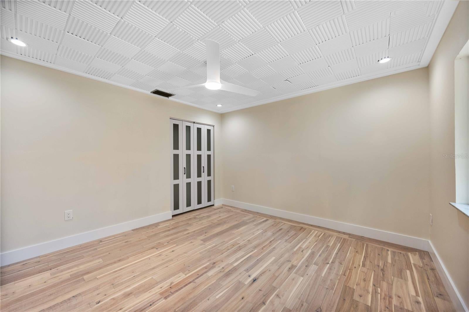 Sarasota, Florida, 34232, United States, 5 Bedrooms Bedrooms, ,3 BathroomsBathrooms,Residential,Active,1781510