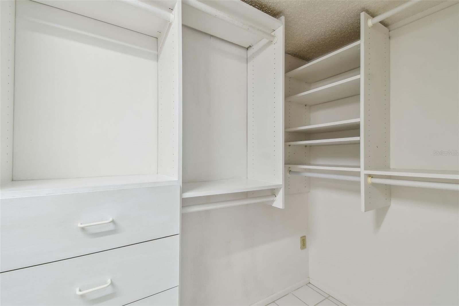 Redington Shores, Florida, 33708, United States, ,3 BathroomsBathrooms,Residential,Active,1824910