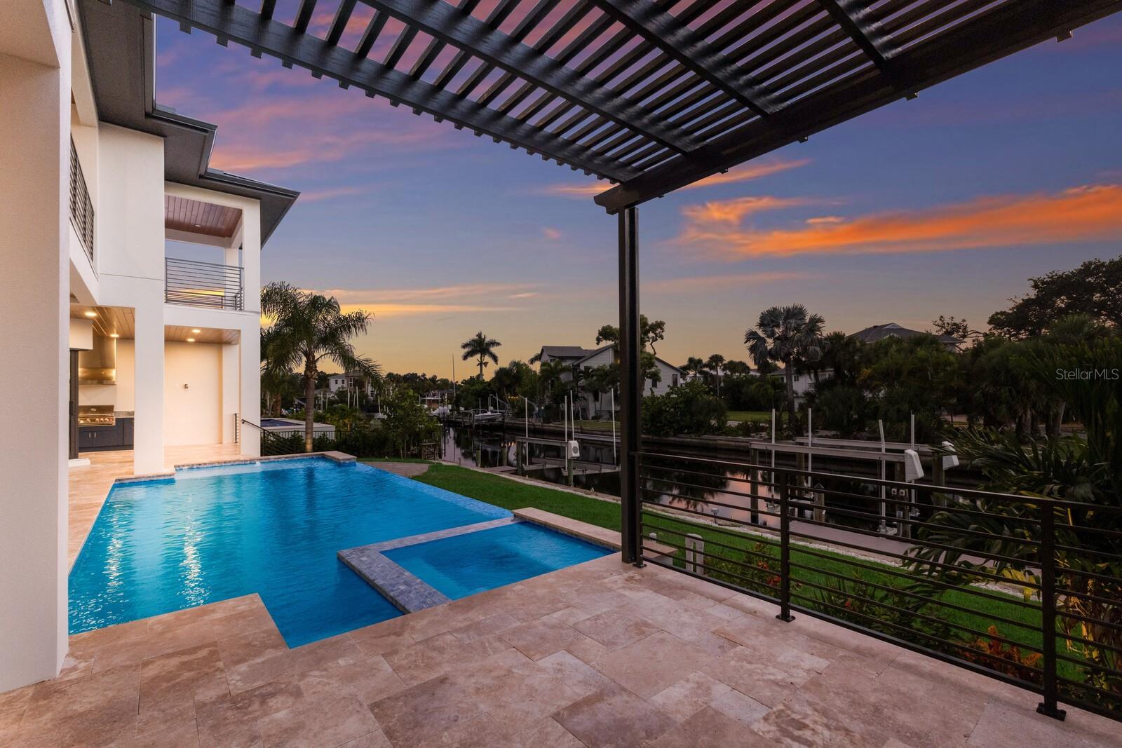 Sarasota, Florida, 34242, United States, 4 Bedrooms Bedrooms, ,6 BathroomsBathrooms,Residential,Active,1941333