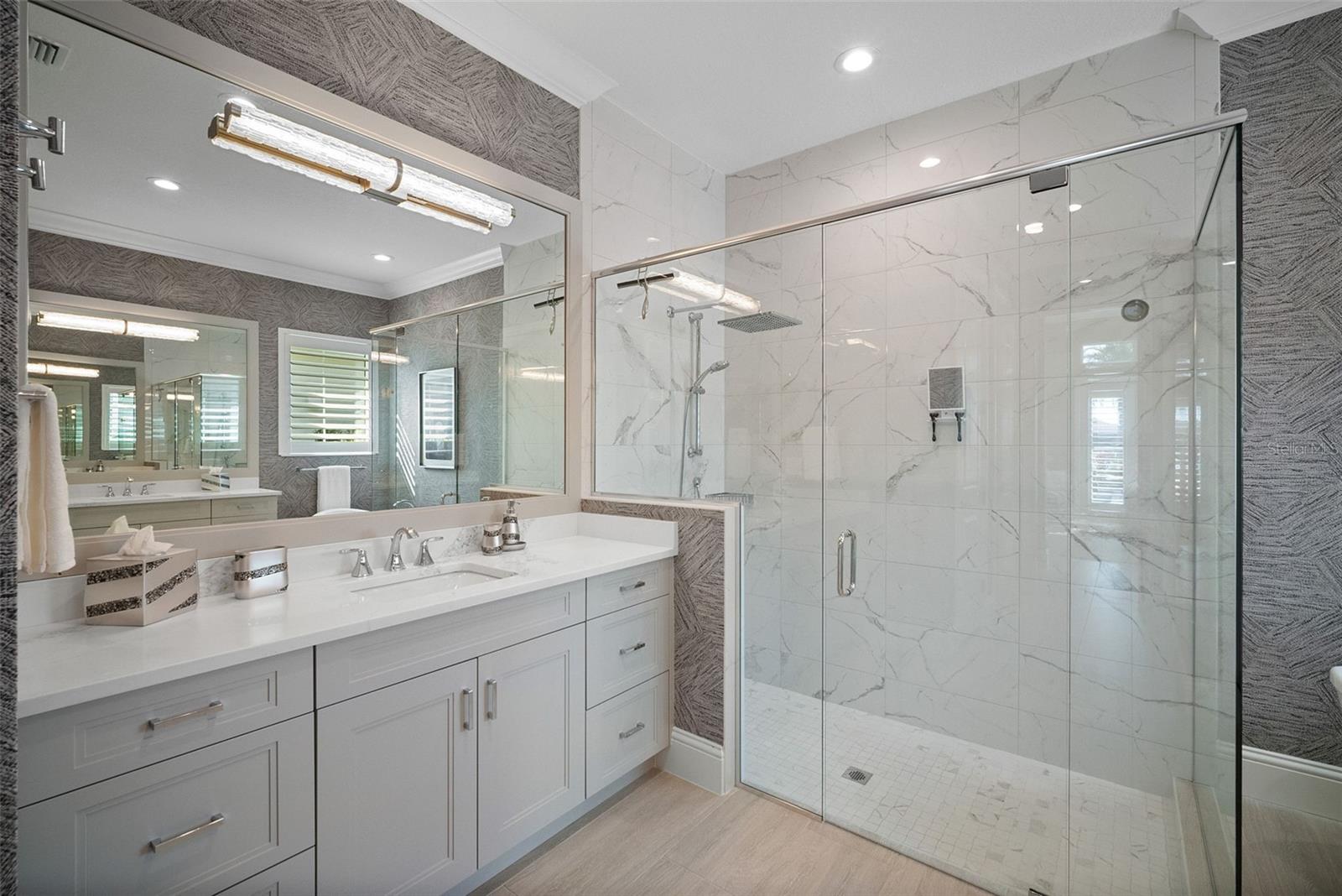 Bradenton, Florida, 34202, United States, 3 Bedrooms Bedrooms, ,4 BathroomsBathrooms,Residential,Active,1987272