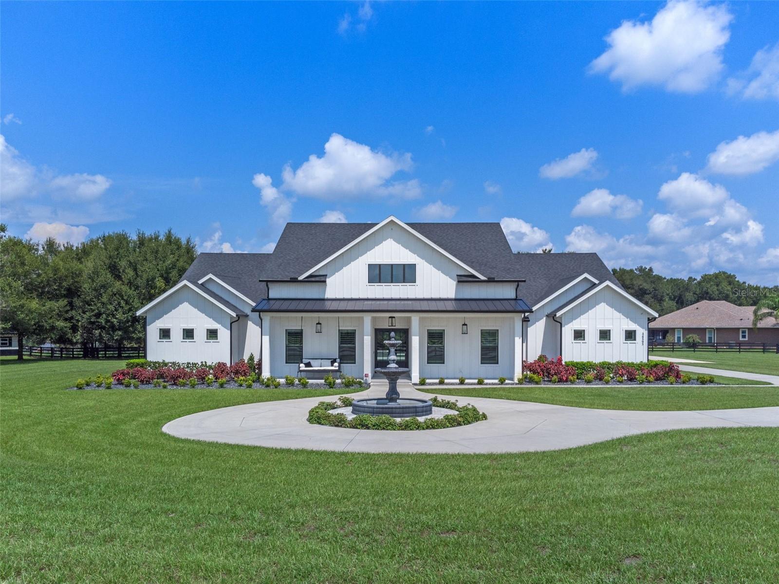 Eustis, Florida, 32736, United States, 4 Bedrooms Bedrooms, ,5 BathroomsBathrooms,Residential,Active,1929677