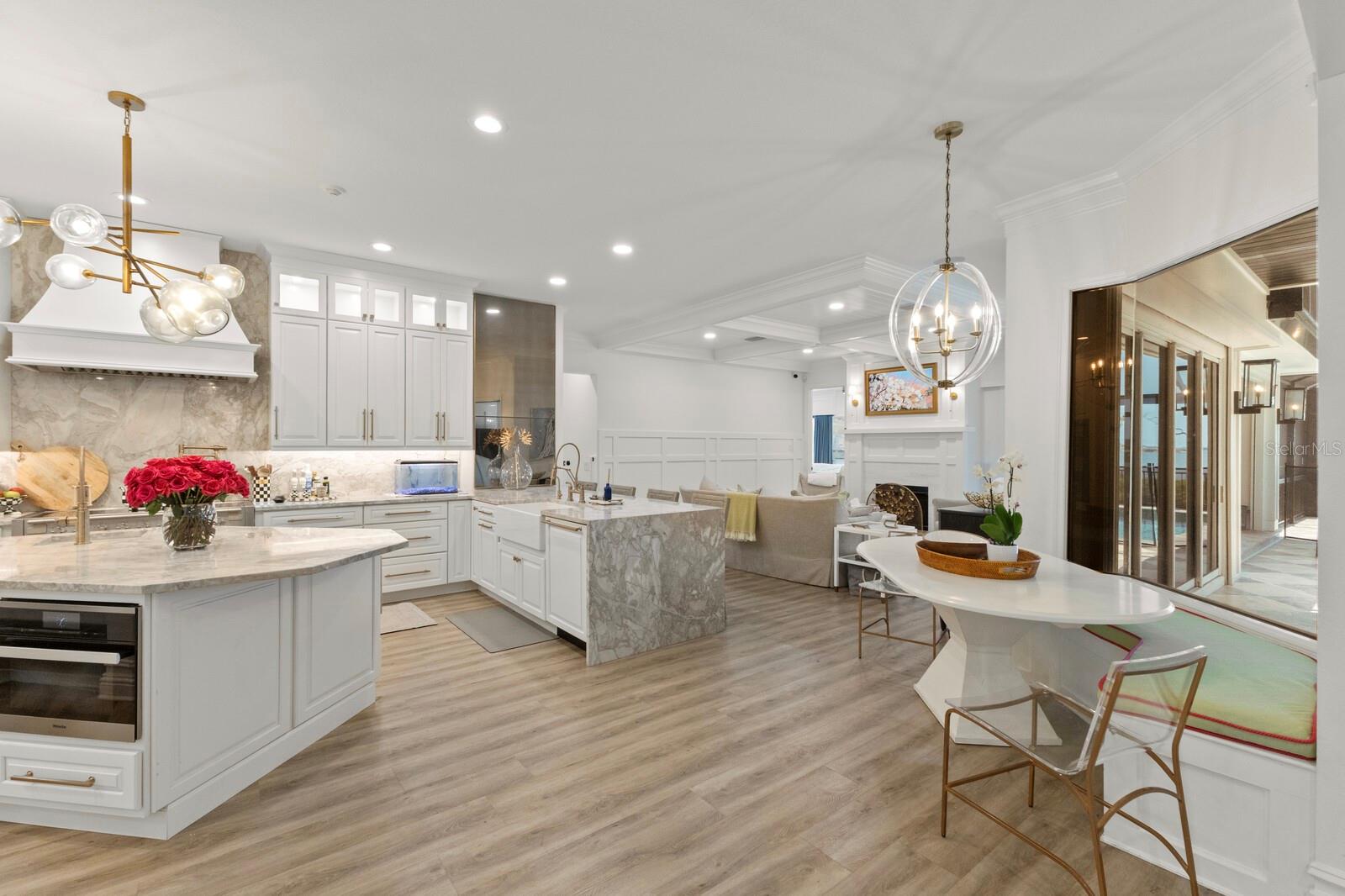 Bradenton, Florida, 34209, United States, 5 Bedrooms Bedrooms, ,6 BathroomsBathrooms,Residential,Active,1800164