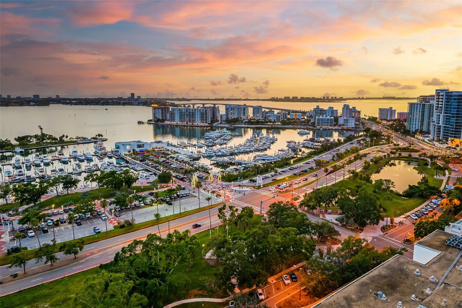 Sarasota, Florida, 34231, United States, 4 Bedrooms Bedrooms, ,3 BathroomsBathrooms,Residential,Active,1922484