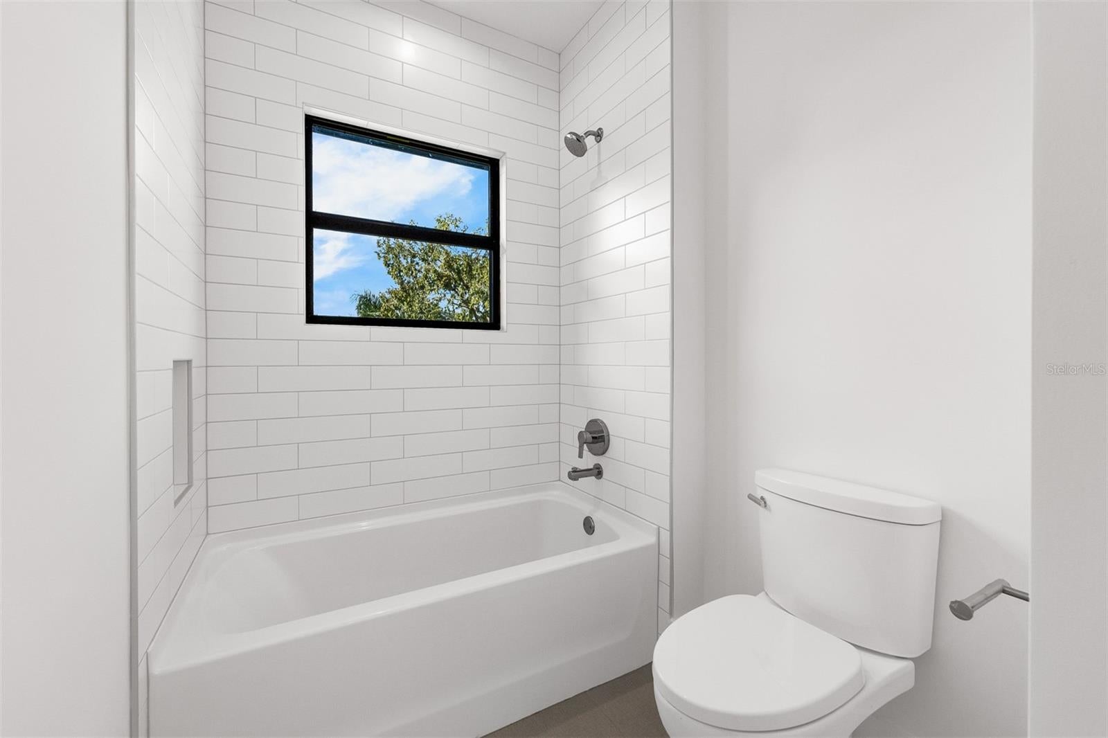 Orlando, Florida, 32804, United States, 4 Bedrooms Bedrooms, ,4 BathroomsBathrooms,Residential,Active,1992252