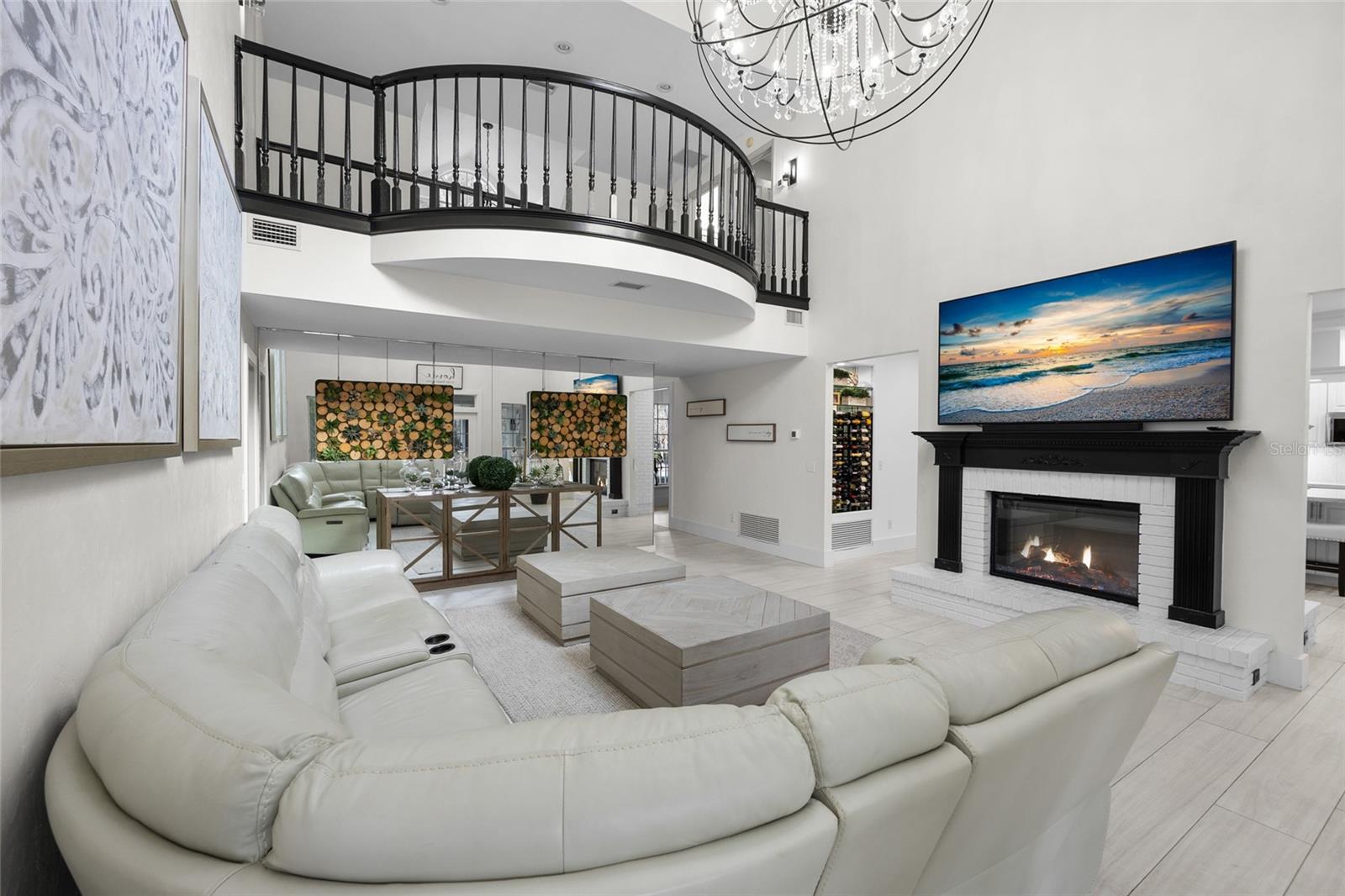 Alachua, Florida, 32615, United States, 5 Bedrooms Bedrooms, ,7 BathroomsBathrooms,Residential,Active,2009170