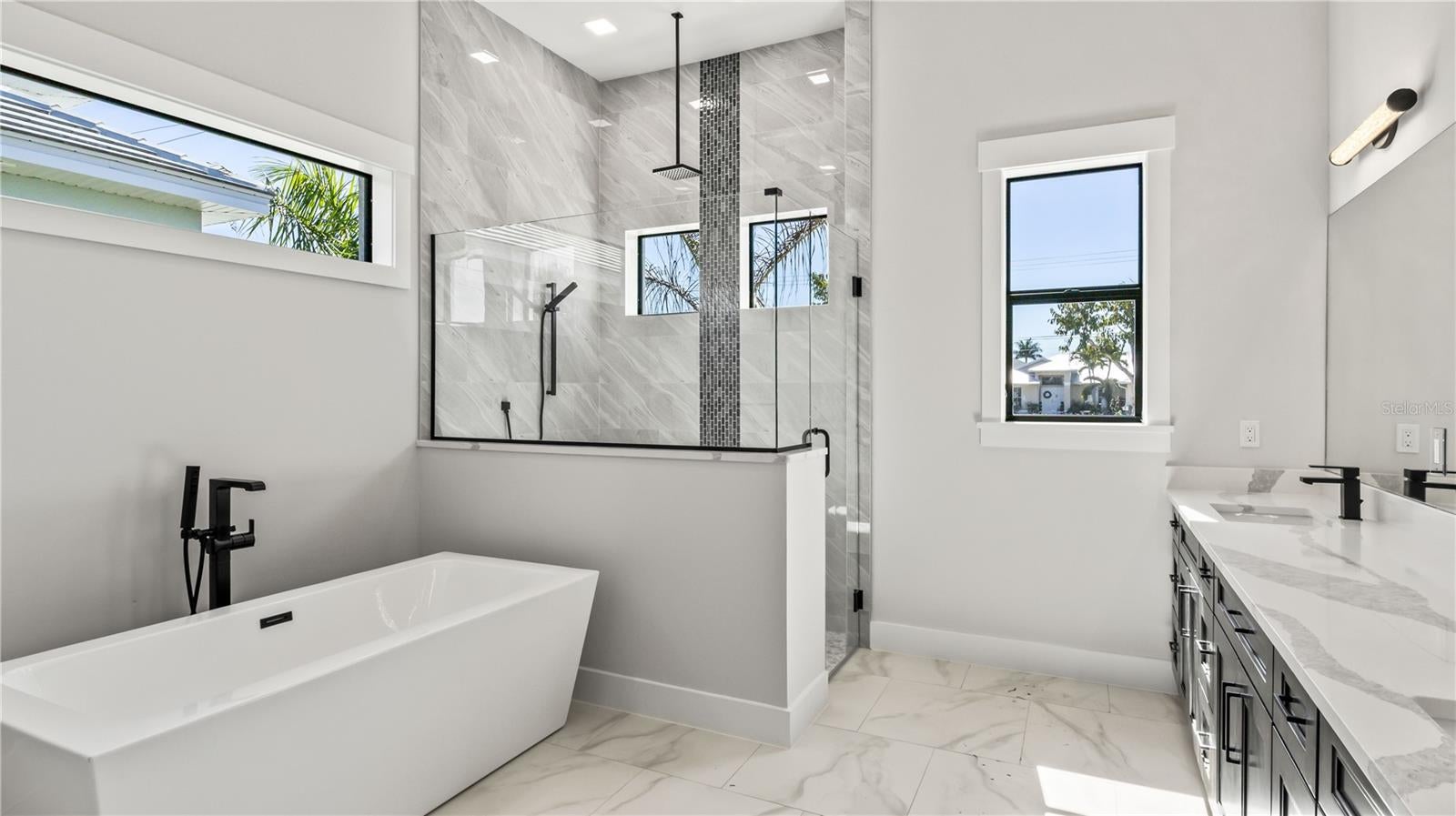 Cape Coral, Florida, 33914, United States, 4 Bedrooms Bedrooms, ,4 BathroomsBathrooms,Residential,Active,1703191