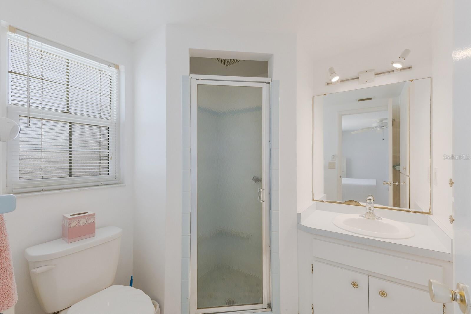 Bradenton, Florida, 34209, United States, 3 Bedrooms Bedrooms, ,3 BathroomsBathrooms,Residential,Active,1913020