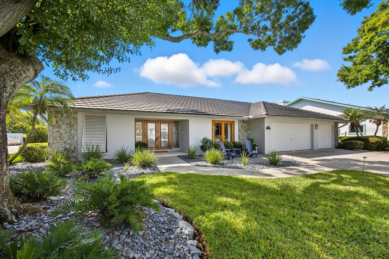 Clearwater, Florida, 33762, United States, 4 Bedrooms Bedrooms, ,3 BathroomsBathrooms,Residential,Active,1998569