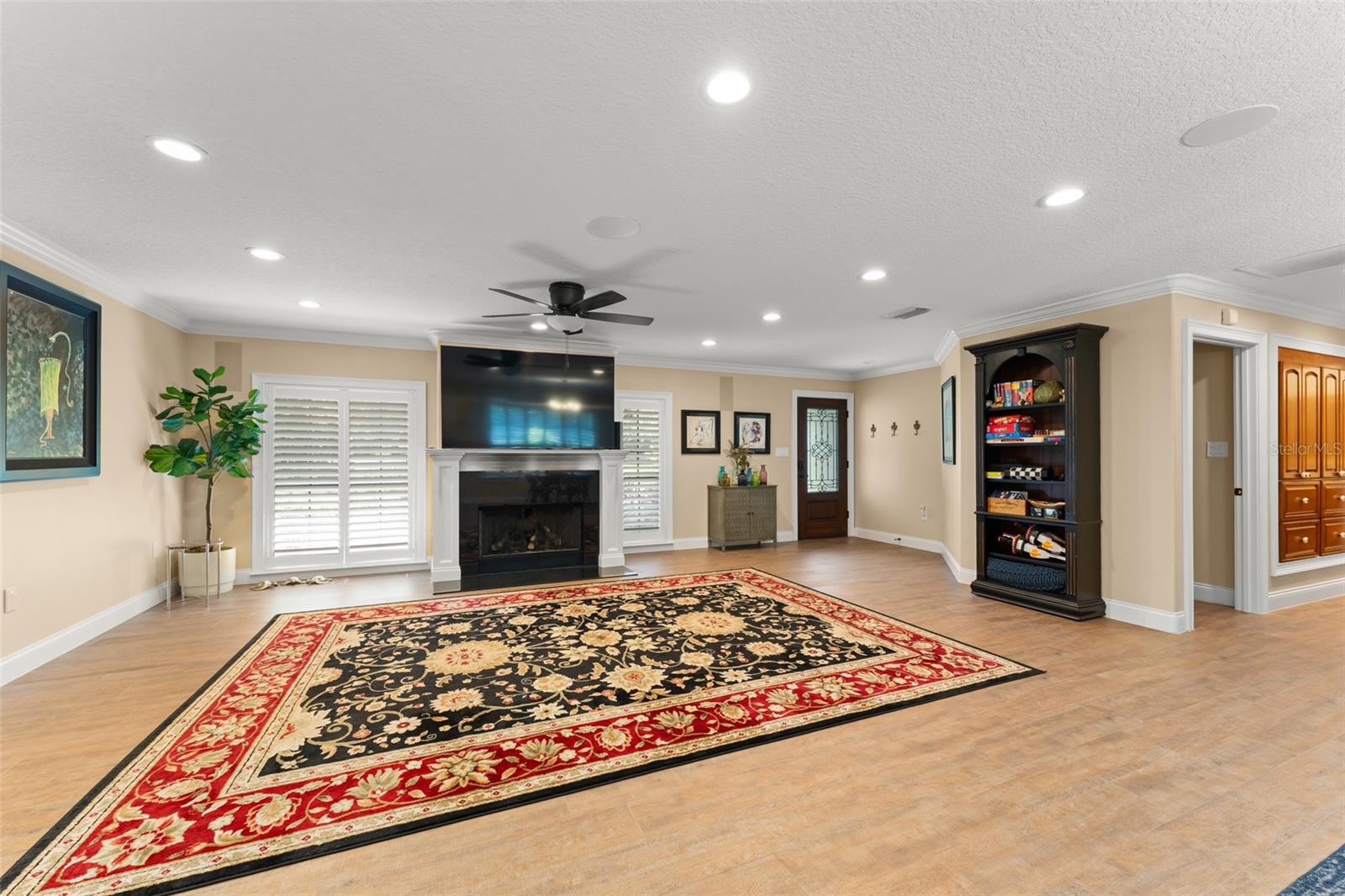 Longwood, Florida, 32779, United States, 10 Bedrooms Bedrooms, ,17 BathroomsBathrooms,Residential,Active,1914816