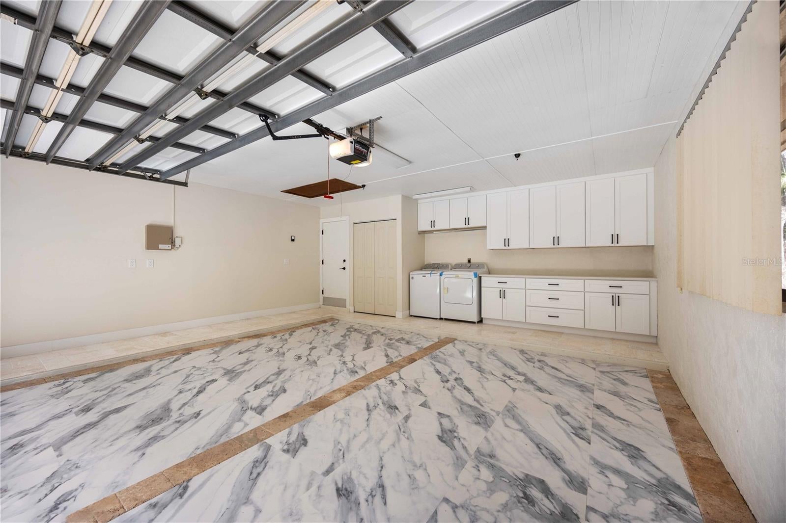 Sarasota, Florida, 34232, United States, 5 Bedrooms Bedrooms, ,3 BathroomsBathrooms,Residential,Active,1781510